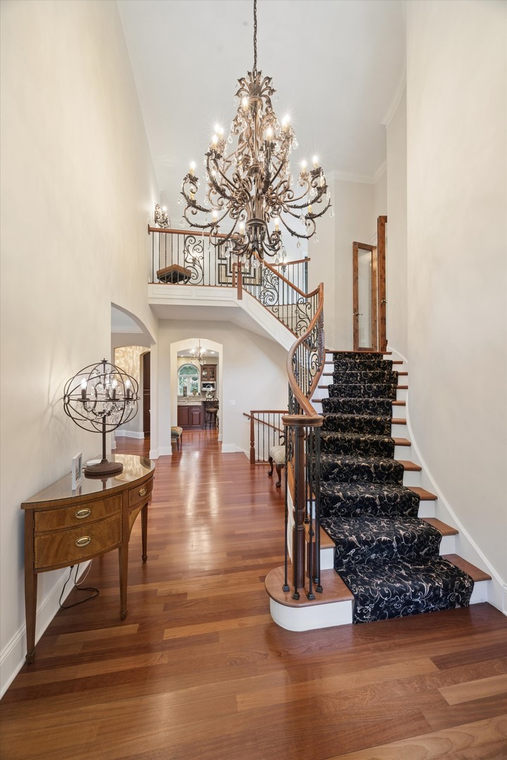 616 Driftwood Court Property Photo 3