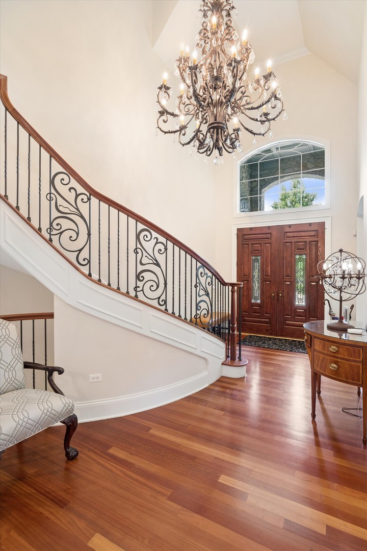 616 Driftwood Court Property Photo 4