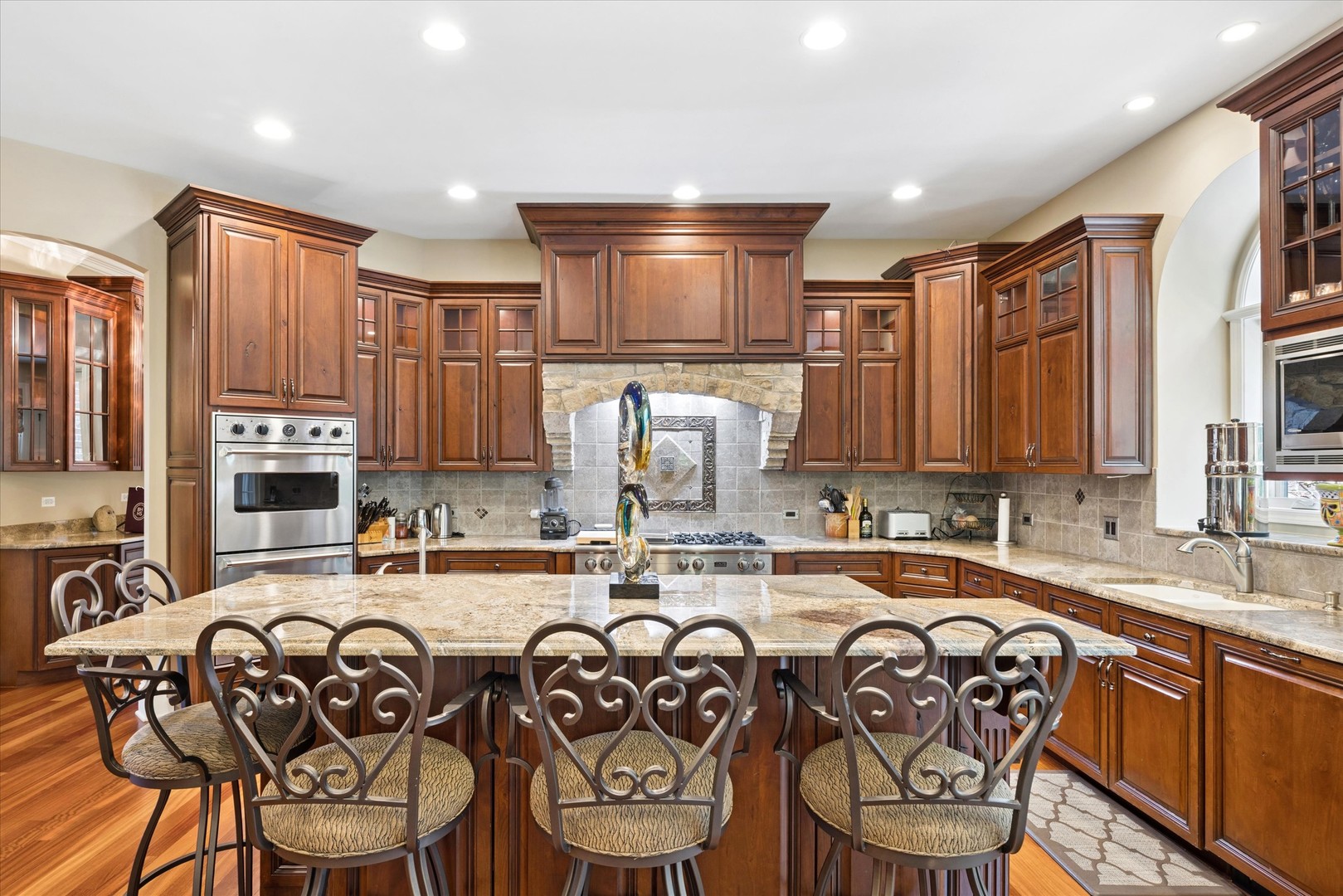 616 Driftwood Court Property Photo 9