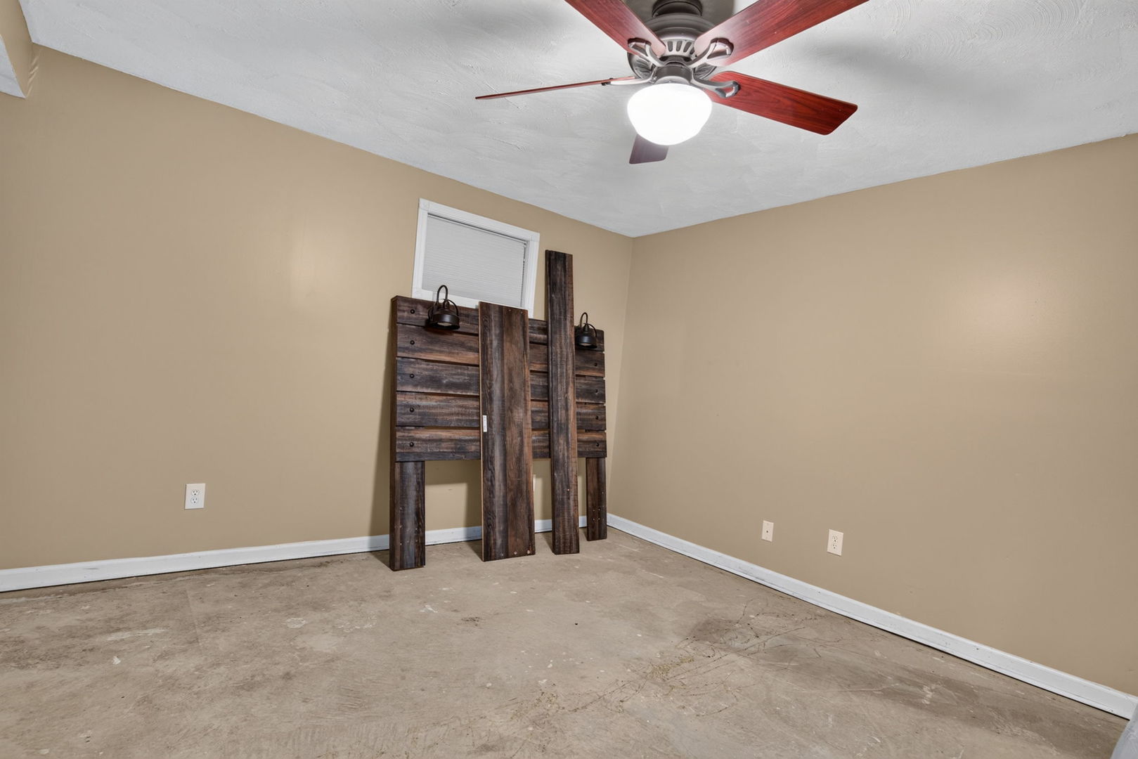 958 Premrose Court Property Photo 27