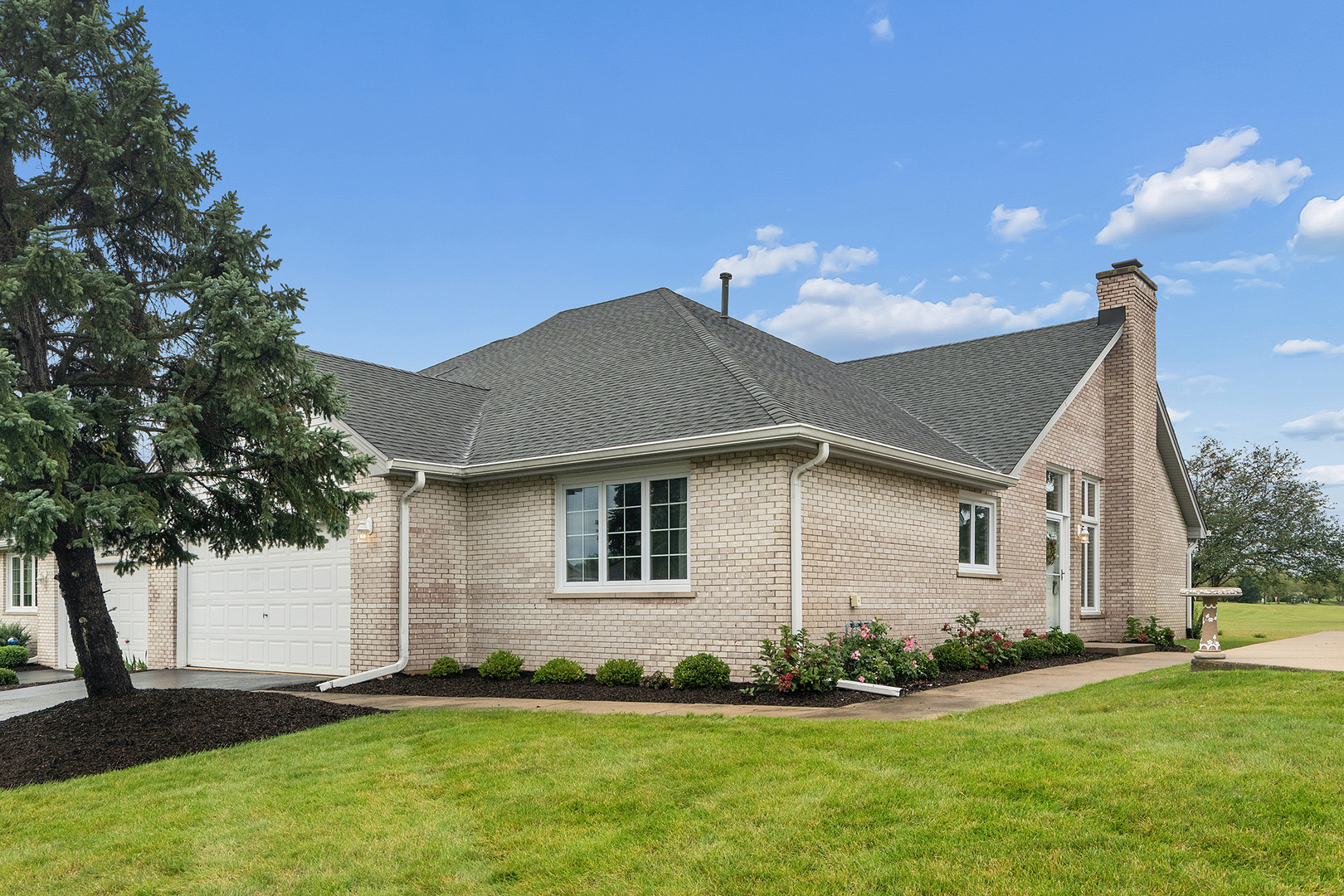 18130 Pheasant Lake Drive Property Photo 1