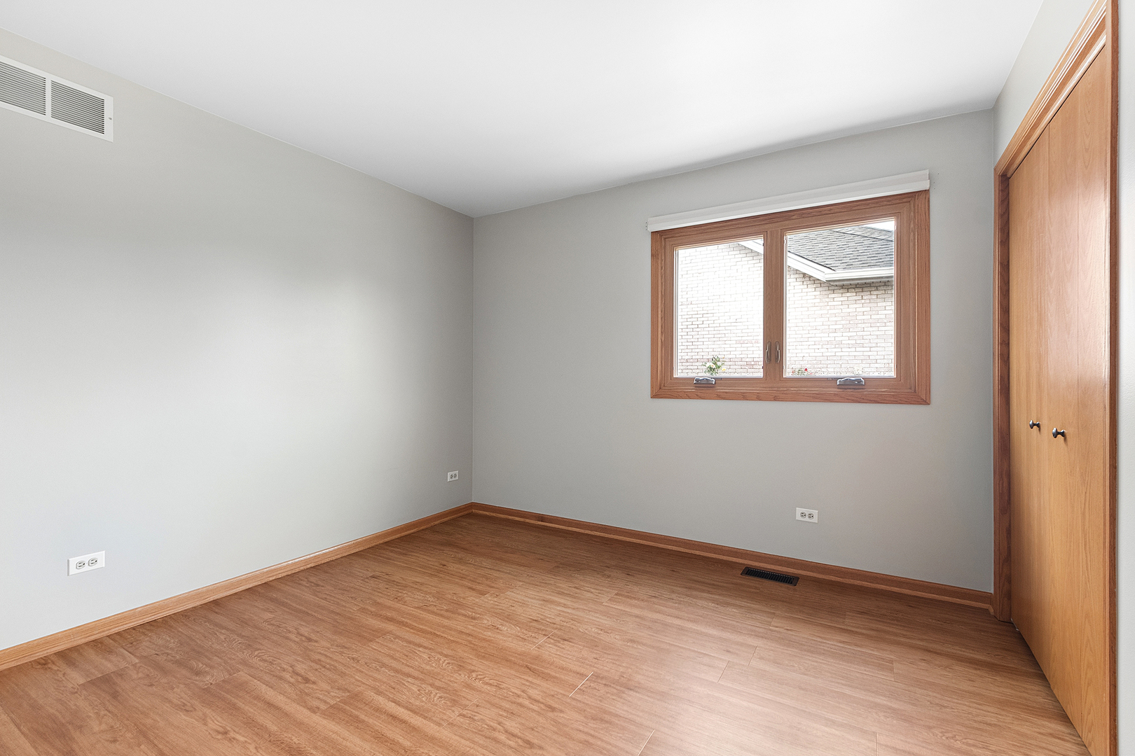 18130 Pheasant Lake Drive Property Photo 15