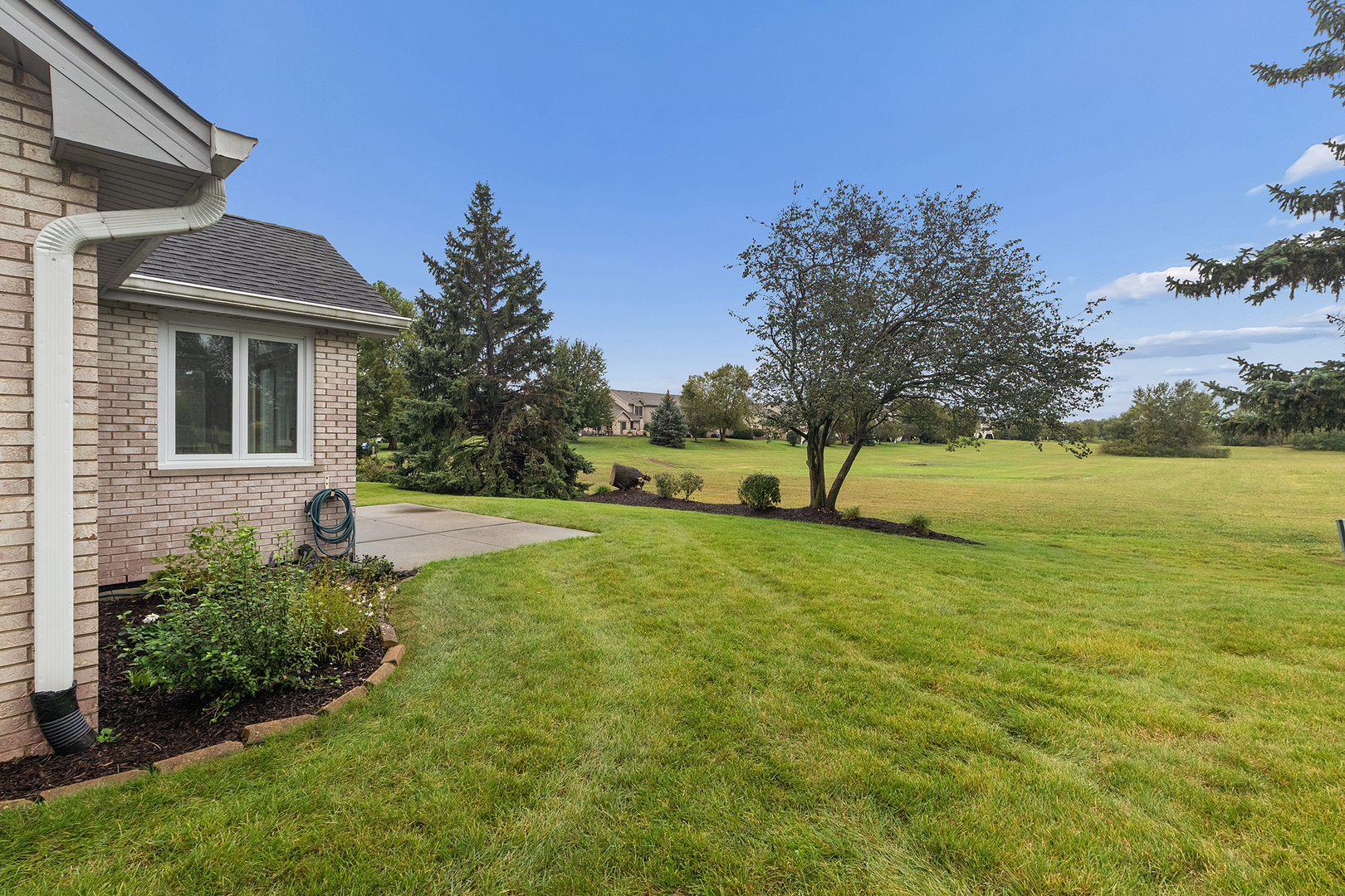 18130 Pheasant Lake Drive Property Photo 20