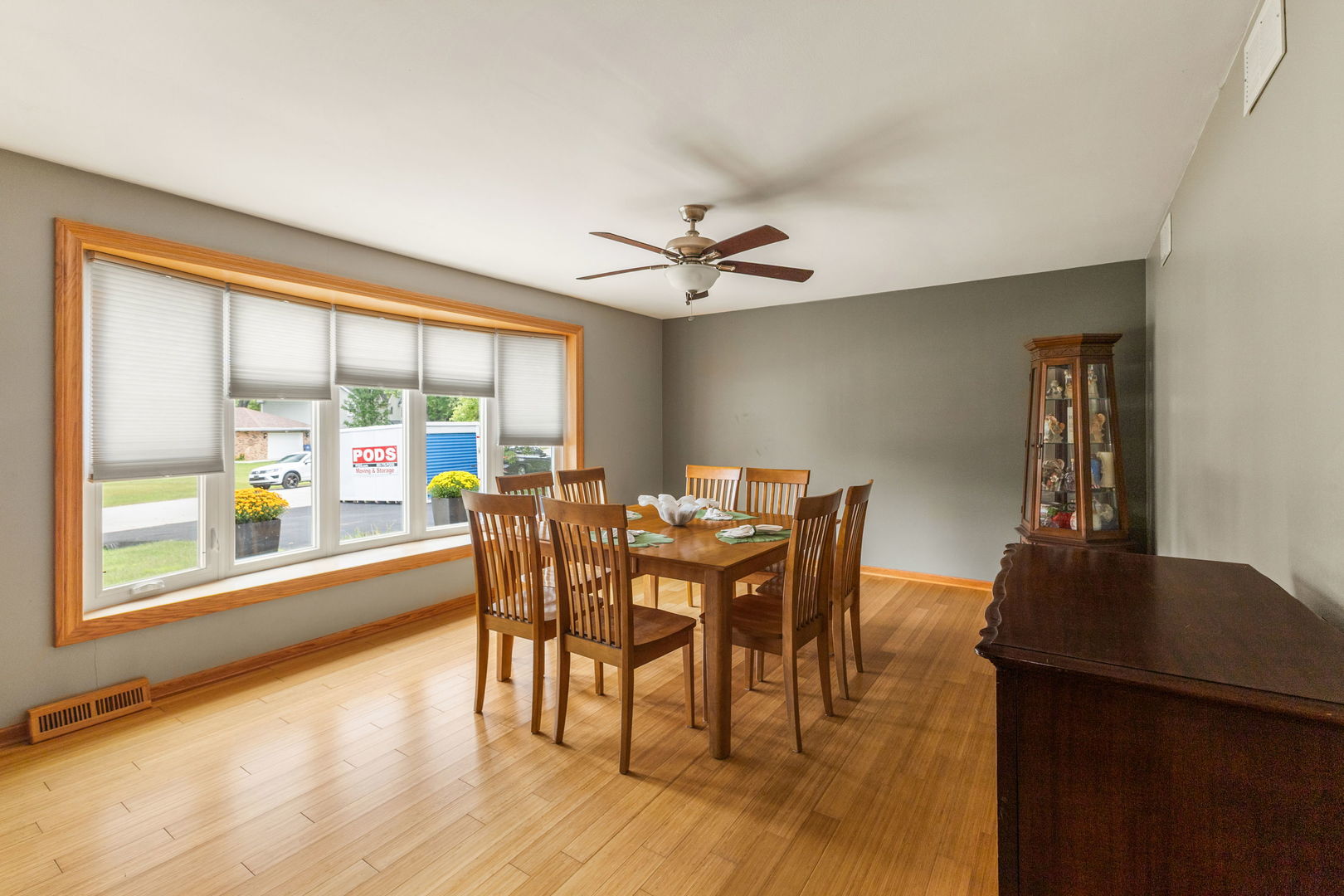 500 Illinois Road Property Photo 6
