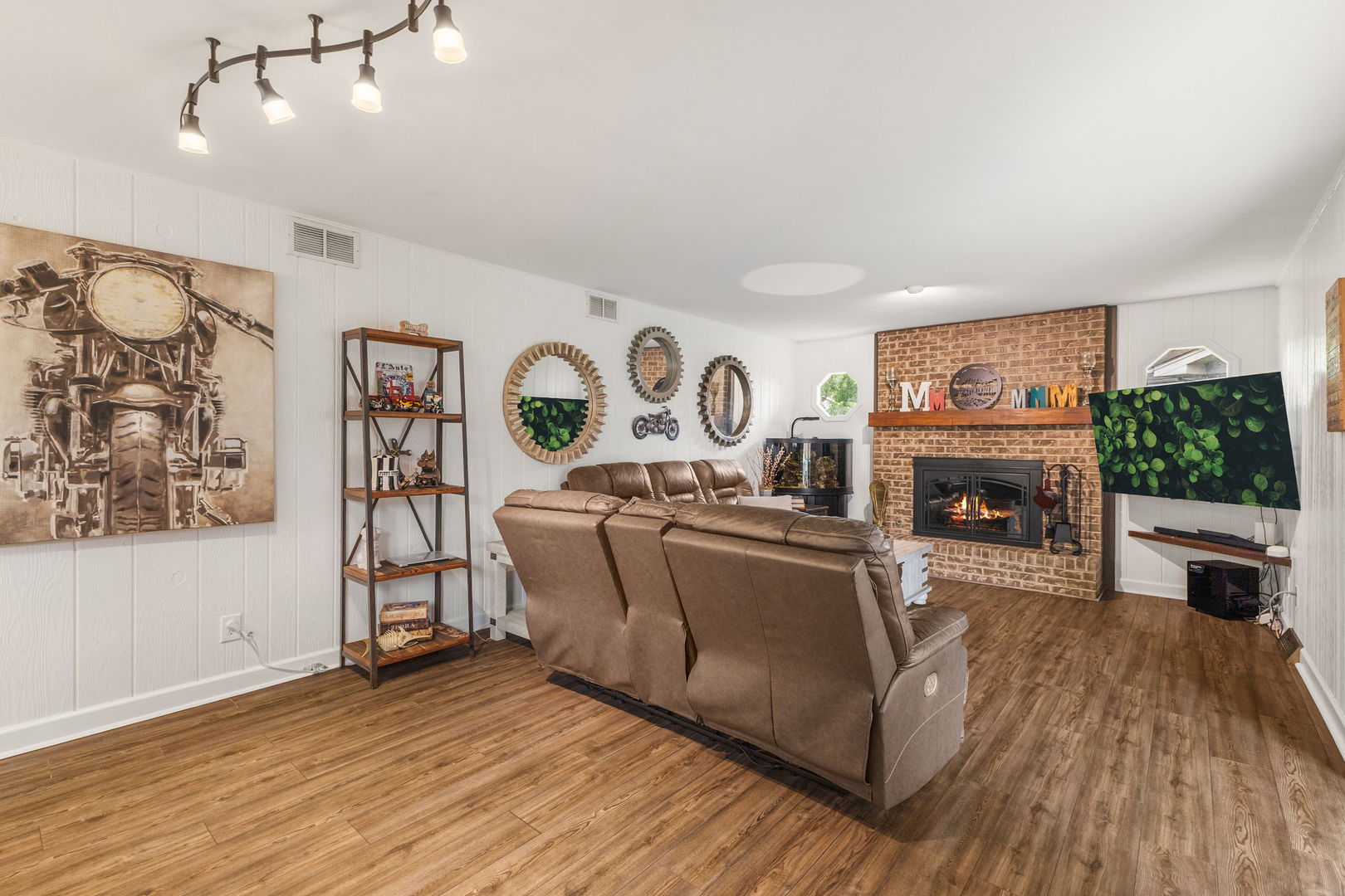 500 Illinois Road Property Photo 16