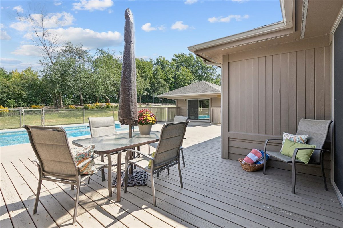 27175 N Gilmer Road Property Photo 24