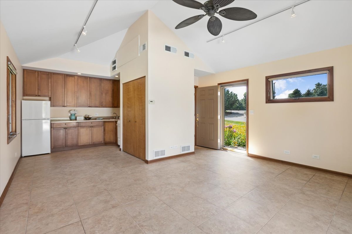 27175 N Gilmer Road Property Photo 27