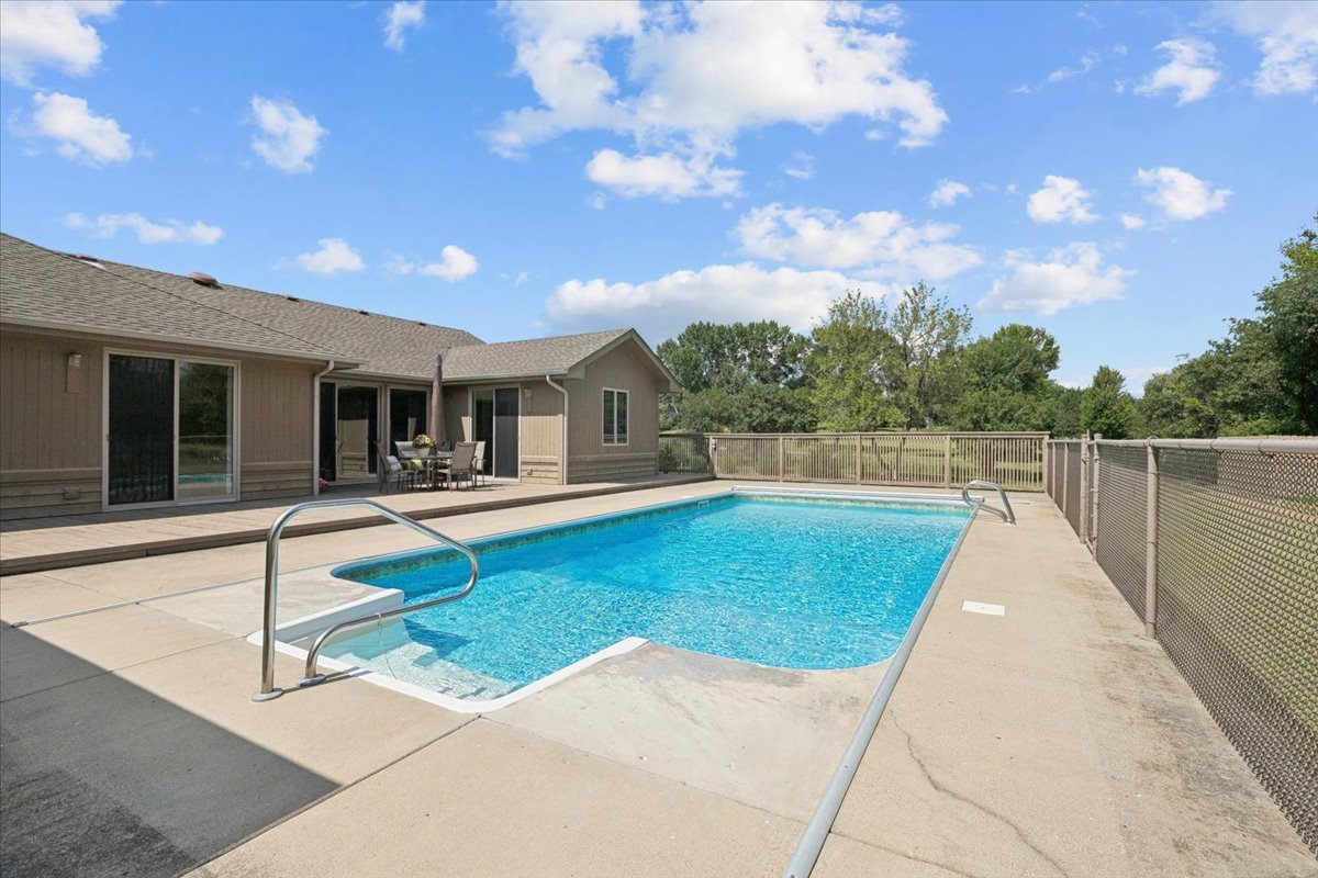 27175 N Gilmer Road Property Photo 35