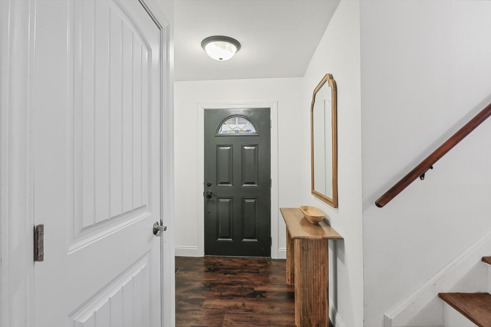 905 Stratford Drive Property Photo 6