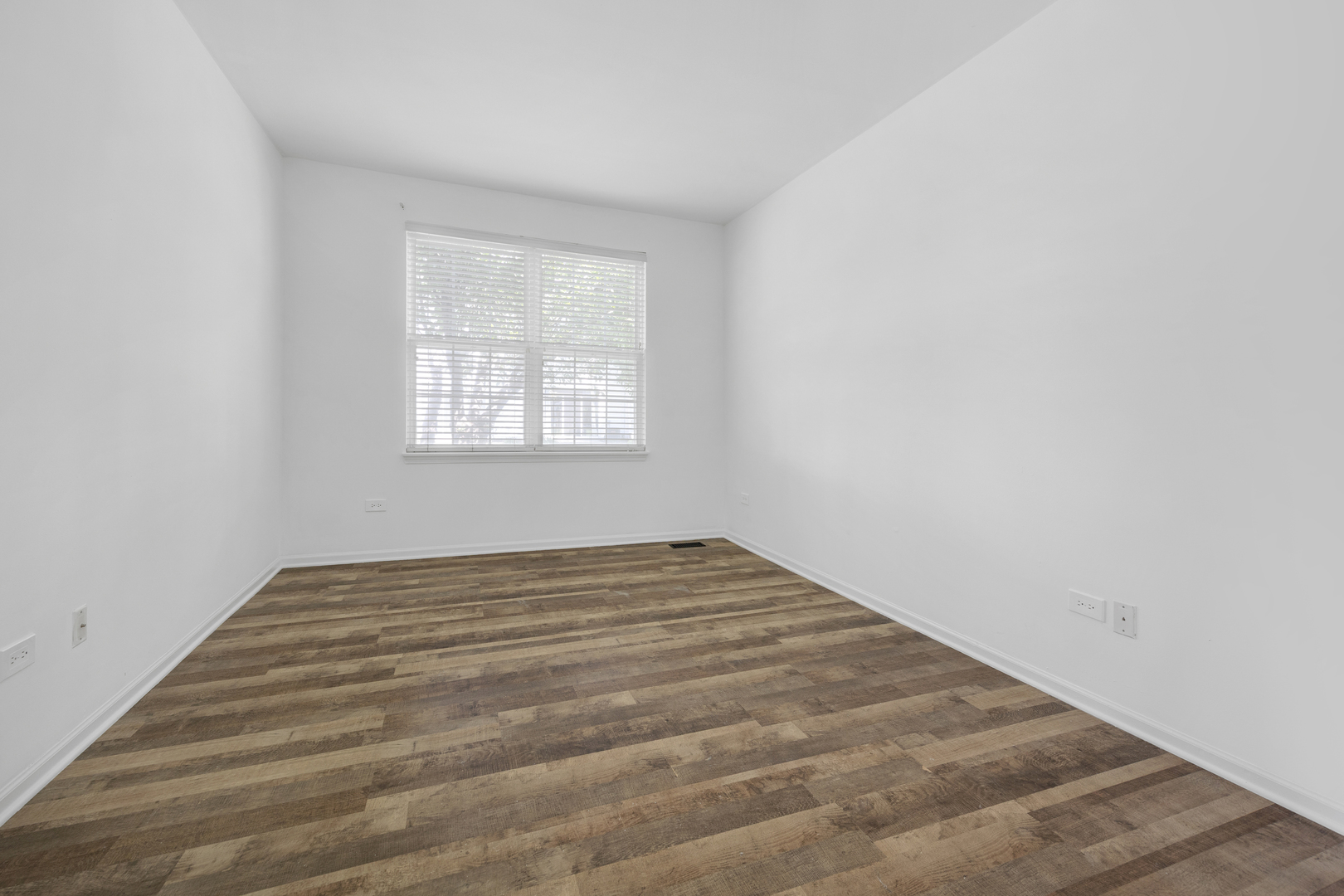 736 Woodewind Drive Property Photo 14