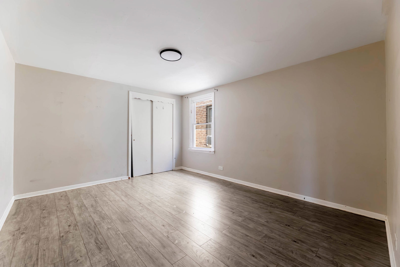 6207 S California Avenue Property Photo 22