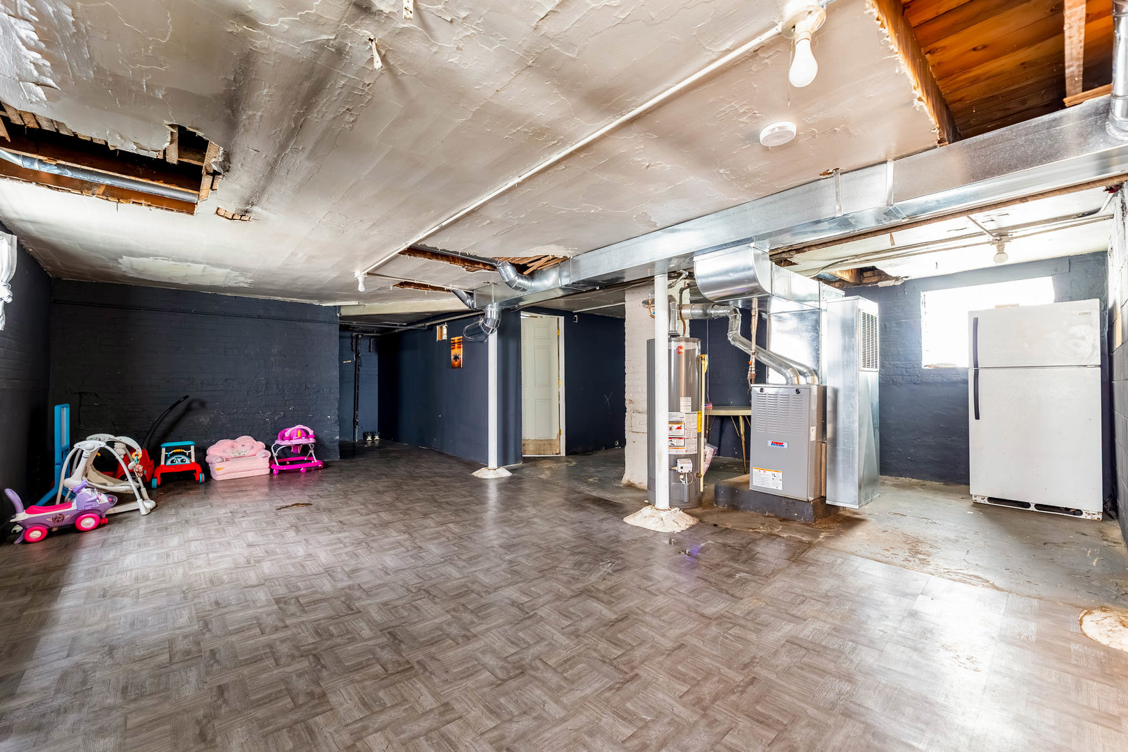 6207 S California Avenue Property Photo 26