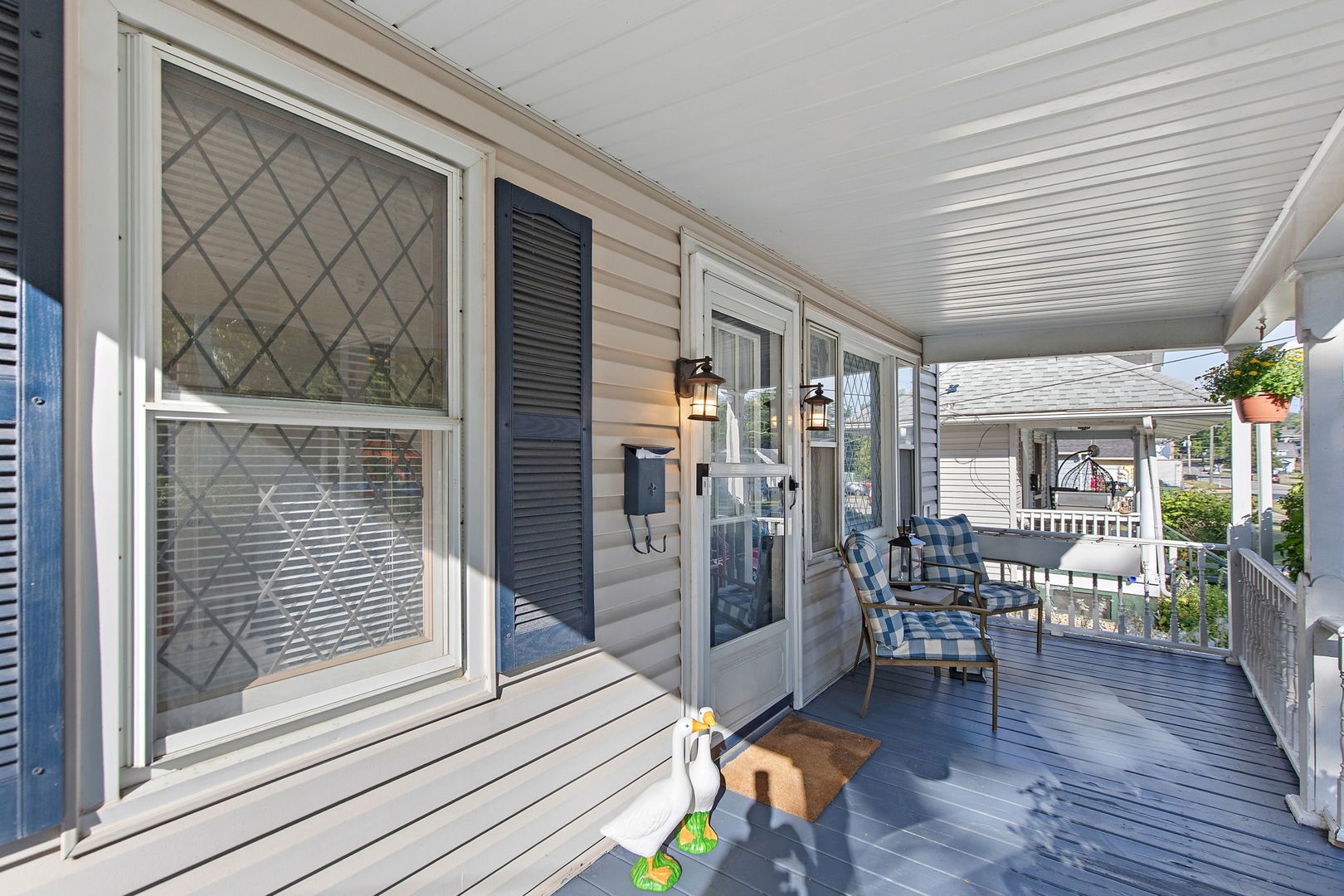 651 W New York Street Property Photo 2