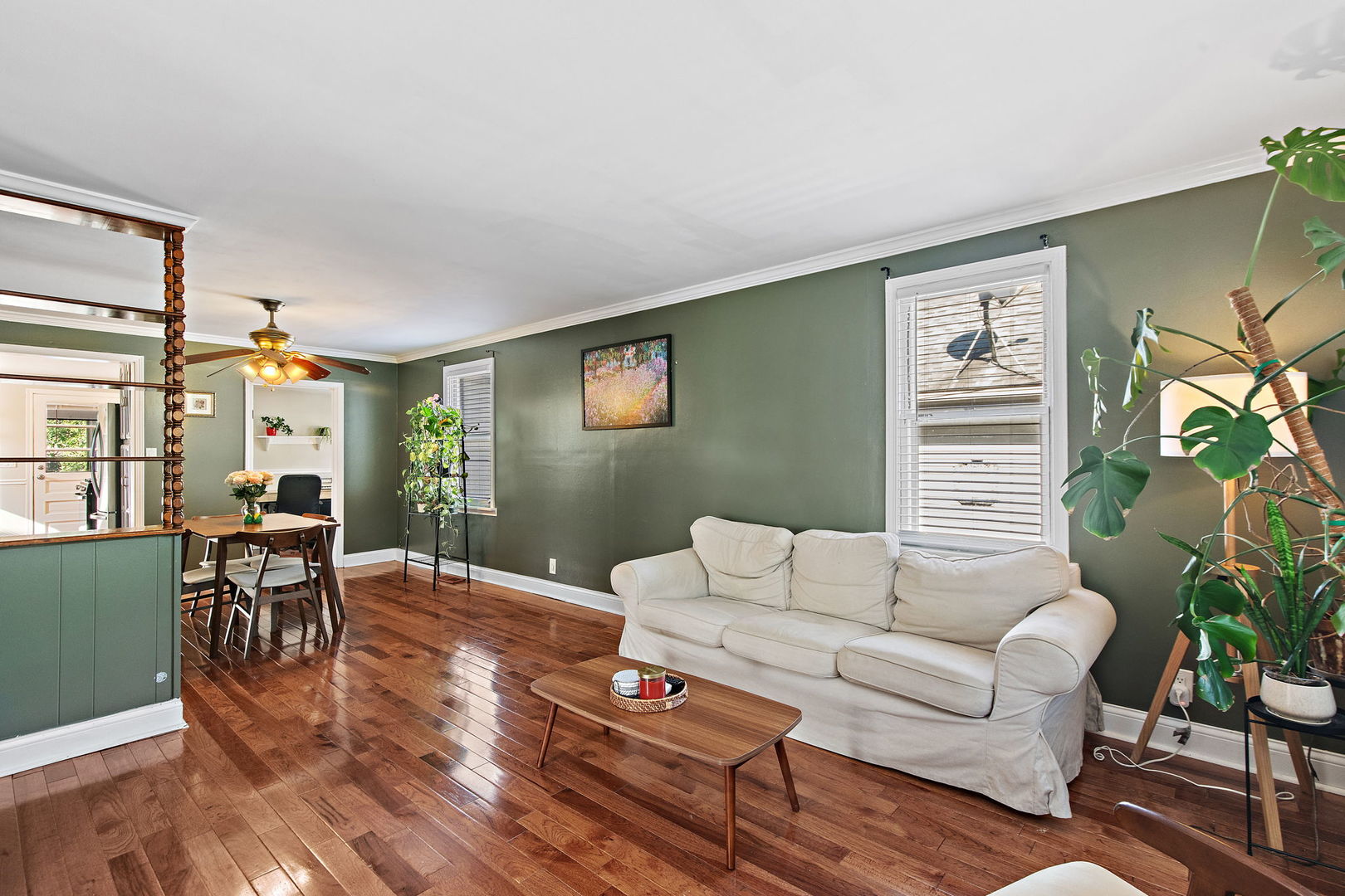 651 W New York Street Property Photo 4