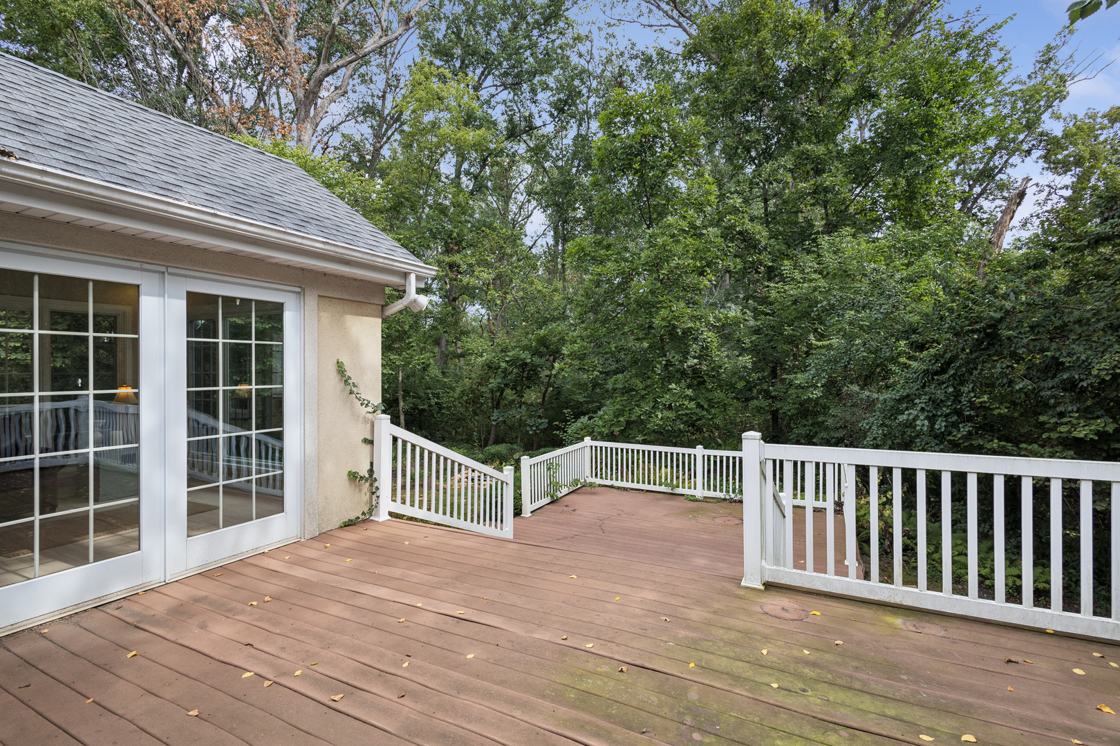 141 W Tam O Shanter Drive Property Photo 19
