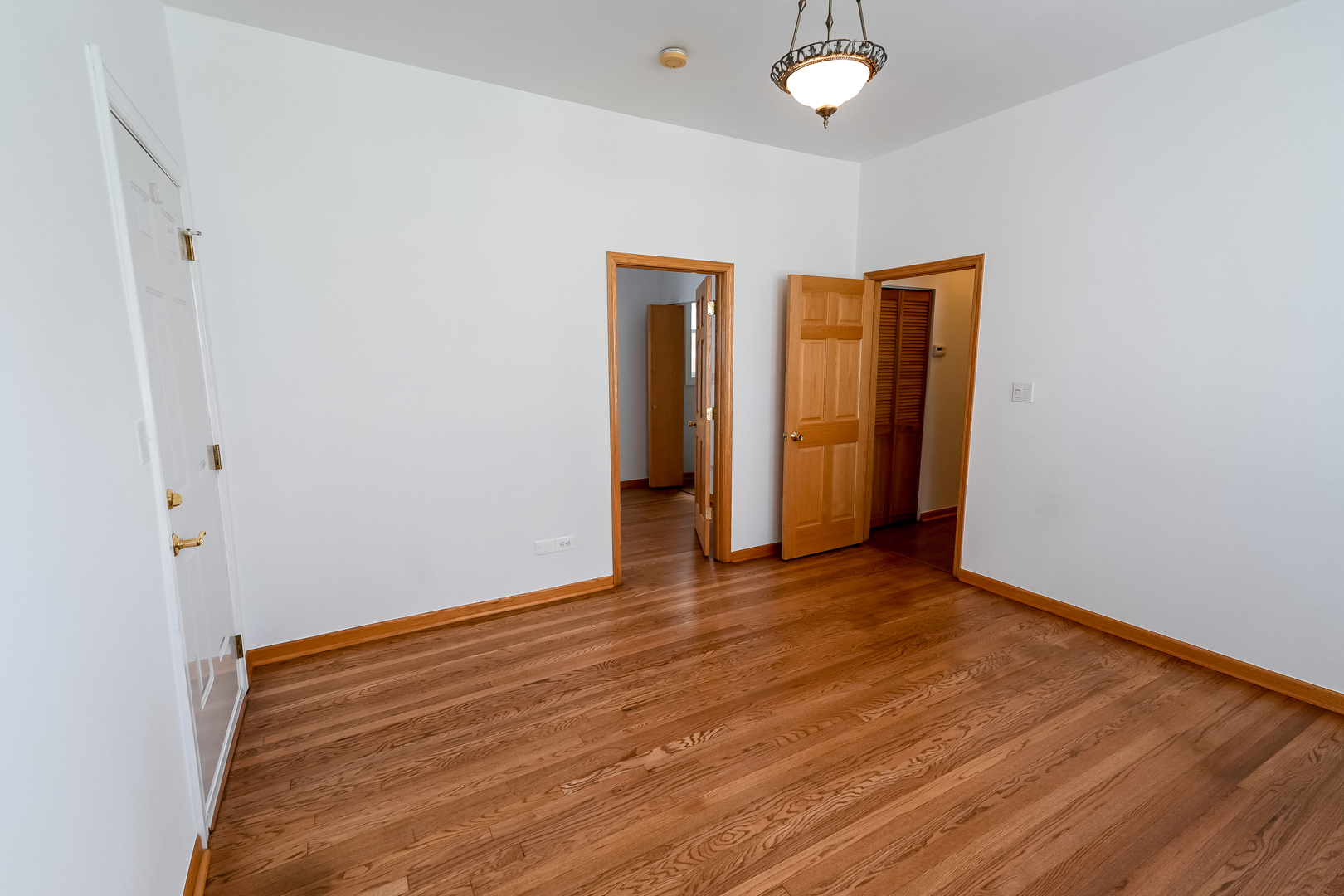 2219 W Rice Street 1r Property Photo 4