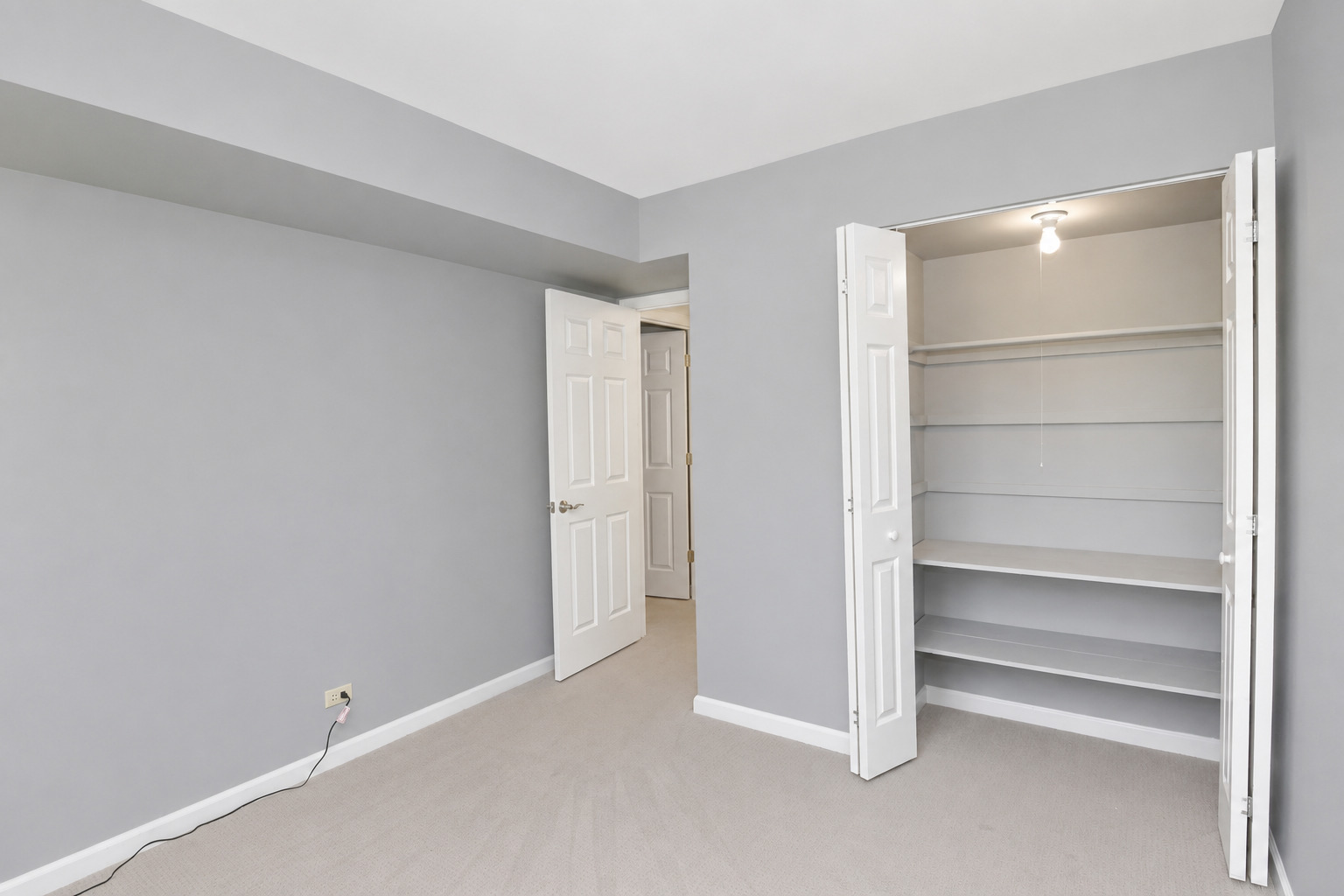 3 Whitehall Court Property Photo 20