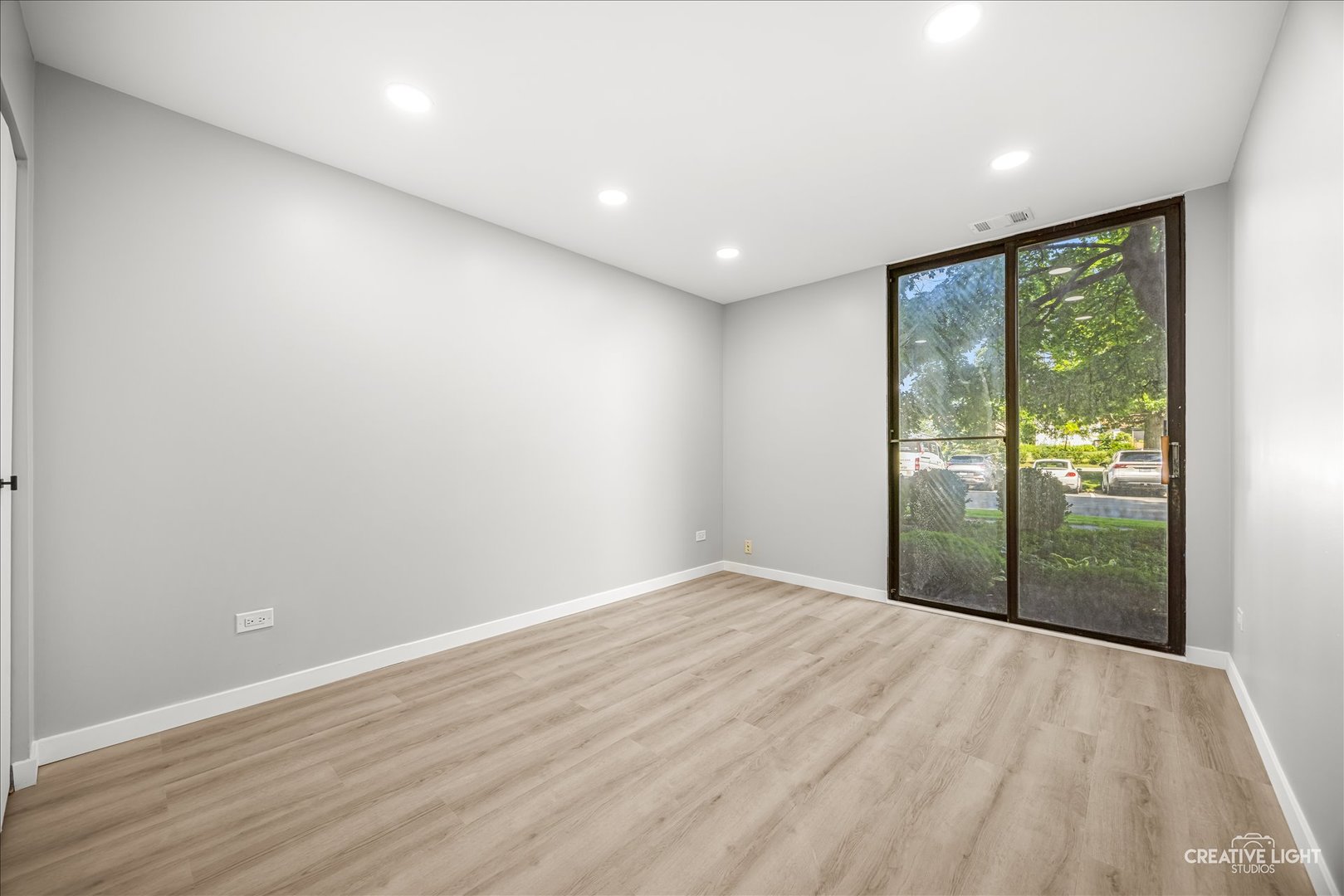 111 Acacia Drive 101 Property Photo 12