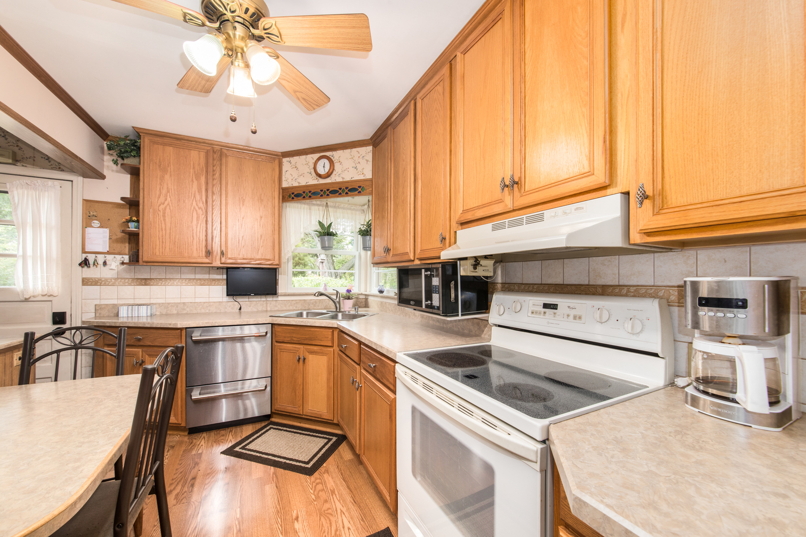 1808 Linden Street Property Photo 8