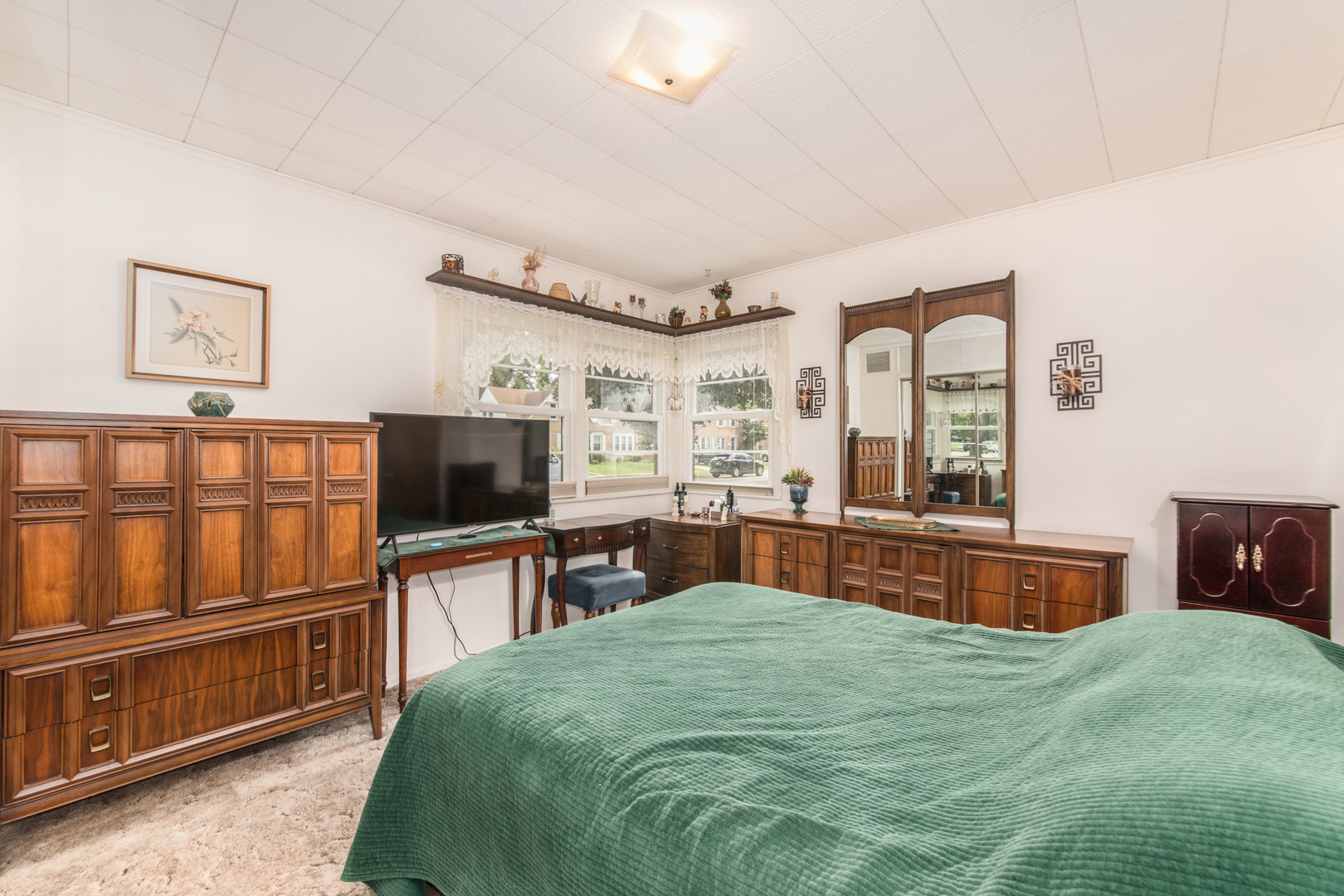 1808 Linden Street Property Photo 10