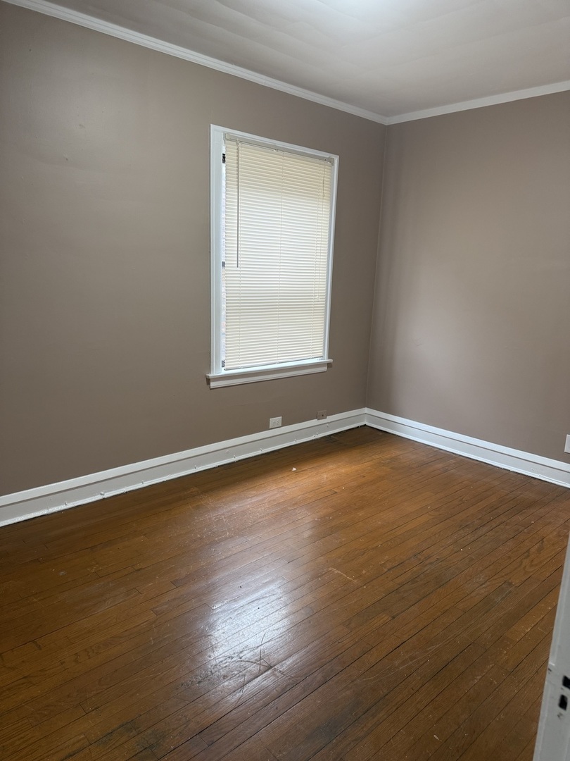 1745 E 84th Place Property Photo 3