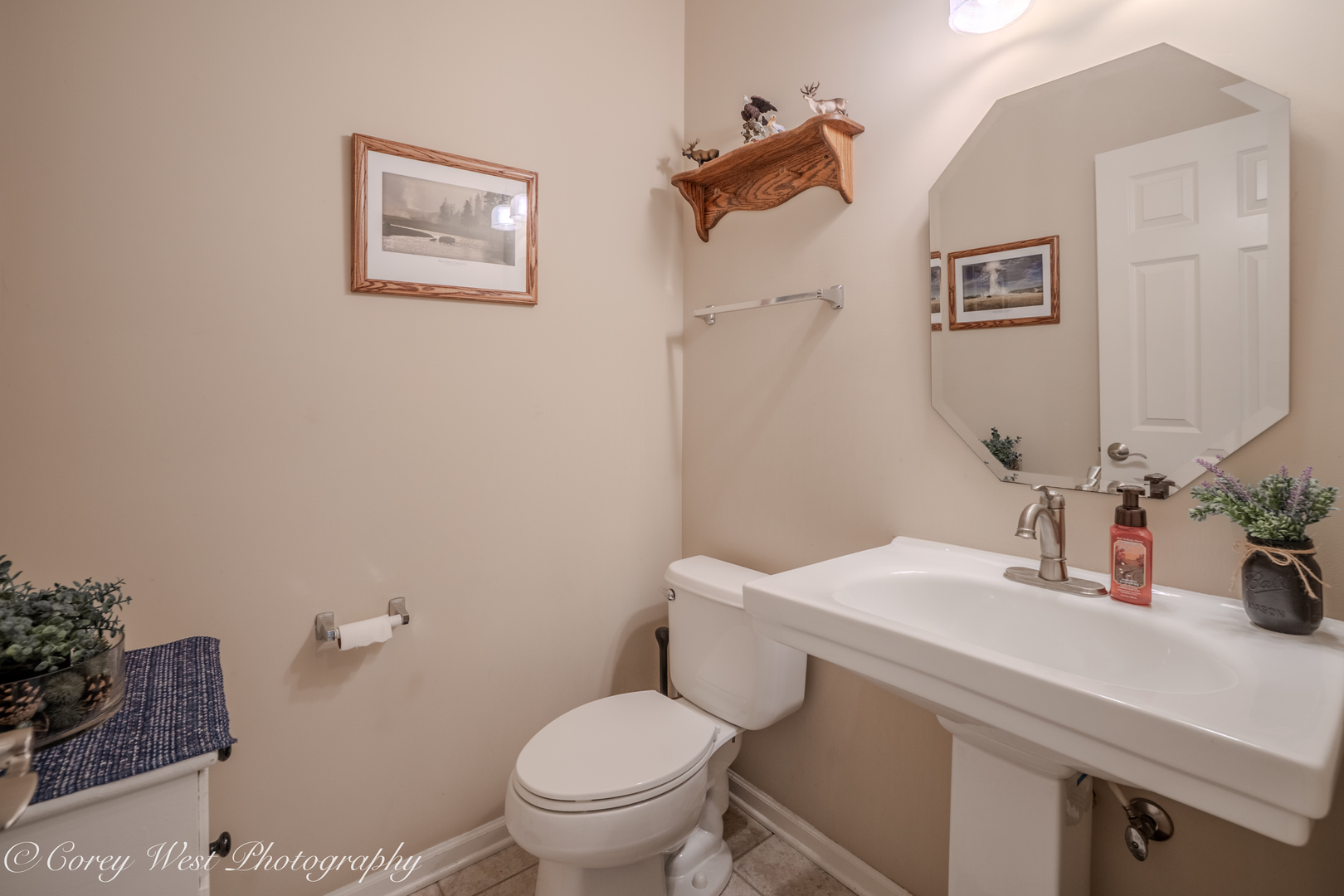 2872 Dartmouth Lane Property Photo 23