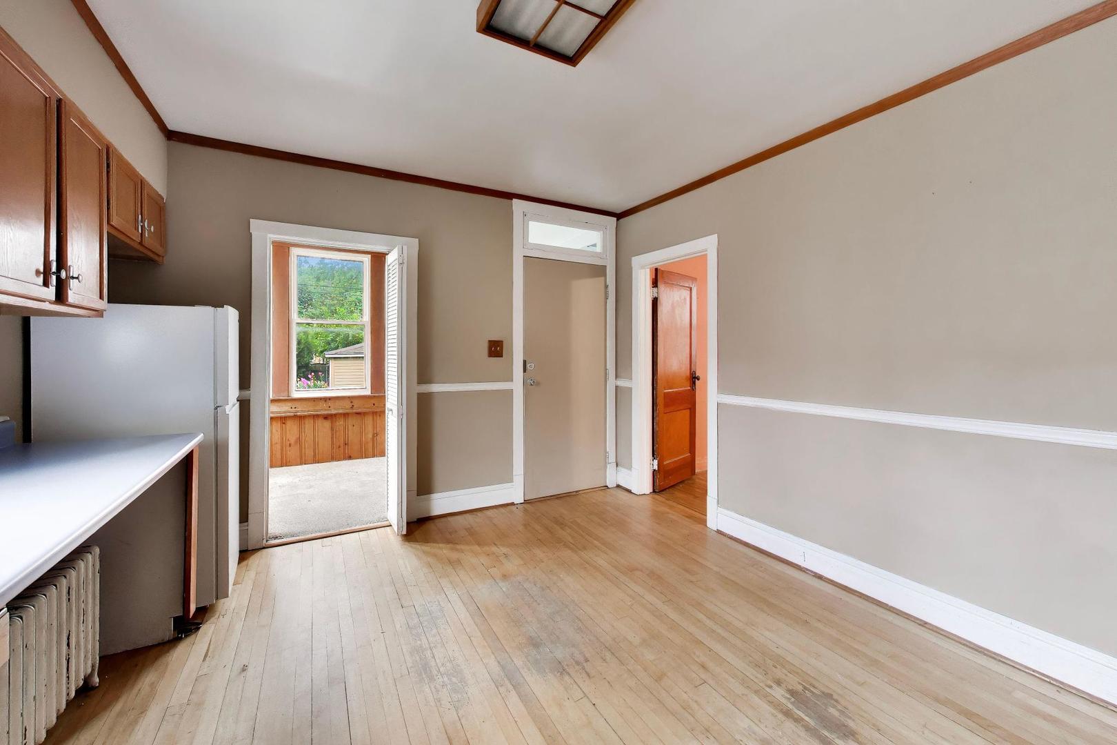 5753 W Giddings Street Property Photo 6