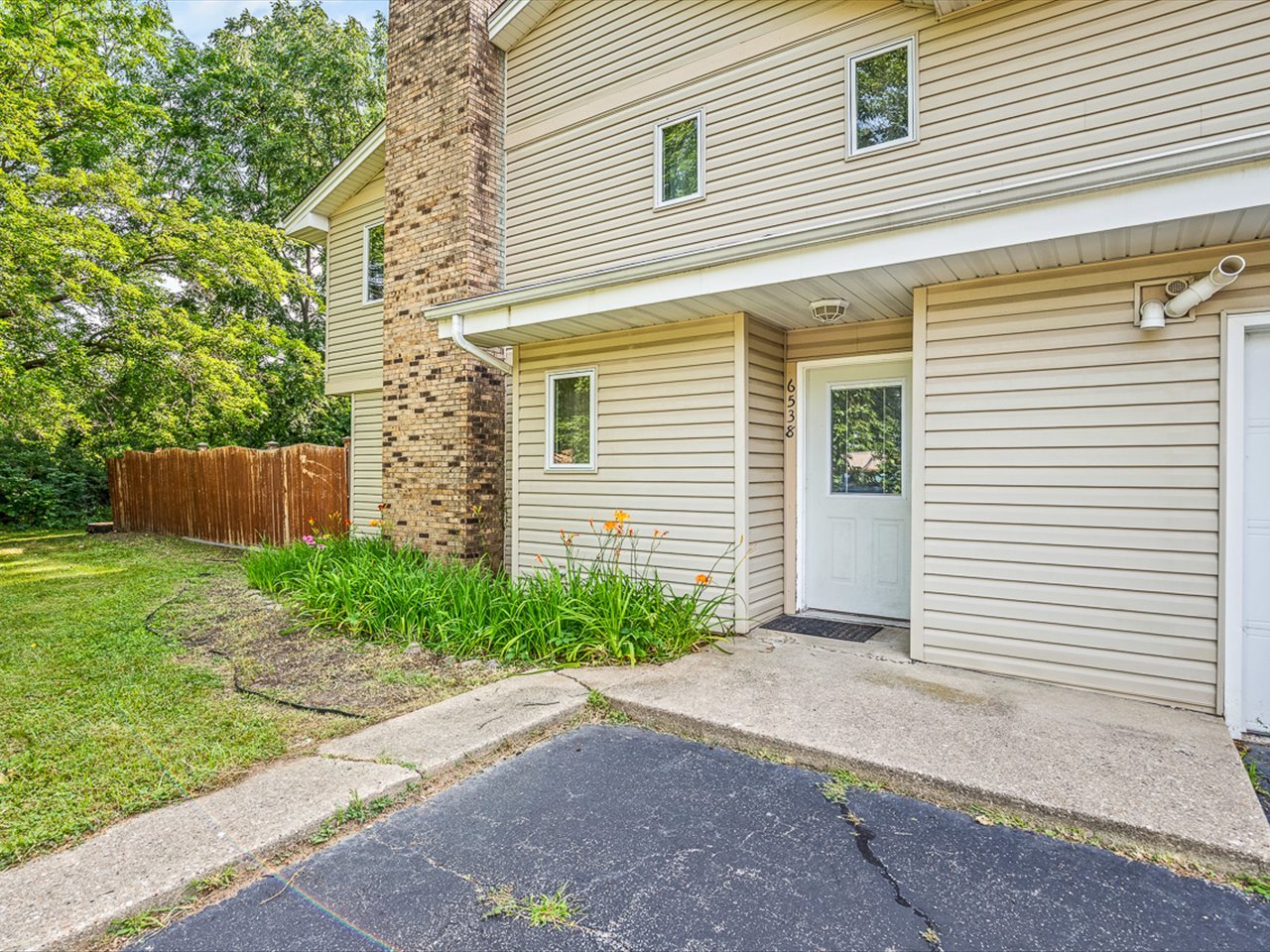 6538 Coach Lite Court Property Photo 49