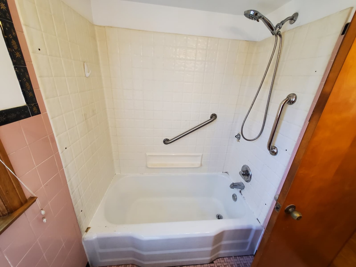 3815 N Sayre Avenue Property Photo 8