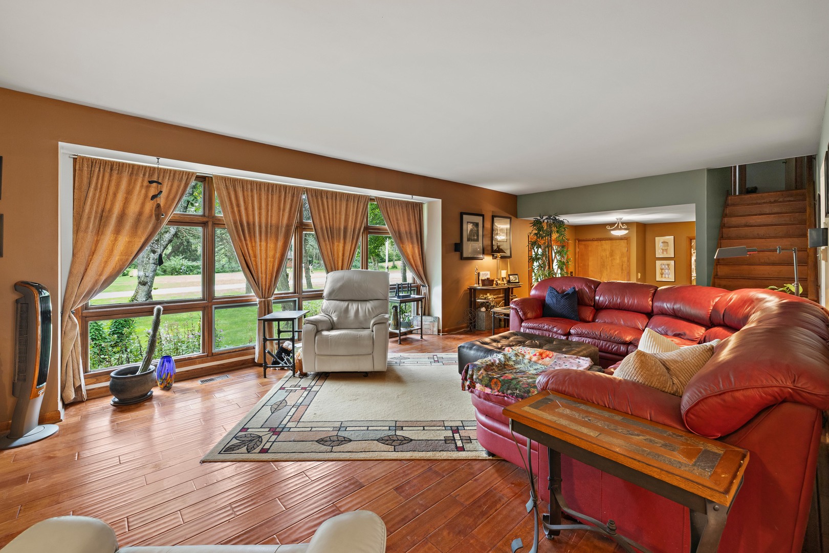 19616 Kishwaukee Valley Road Property Photo 4