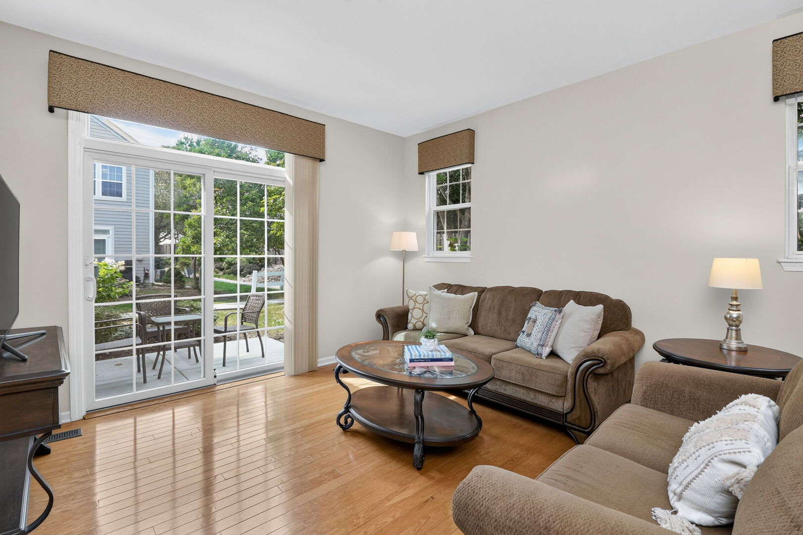 611 Dunhill Lane Property Photo 4