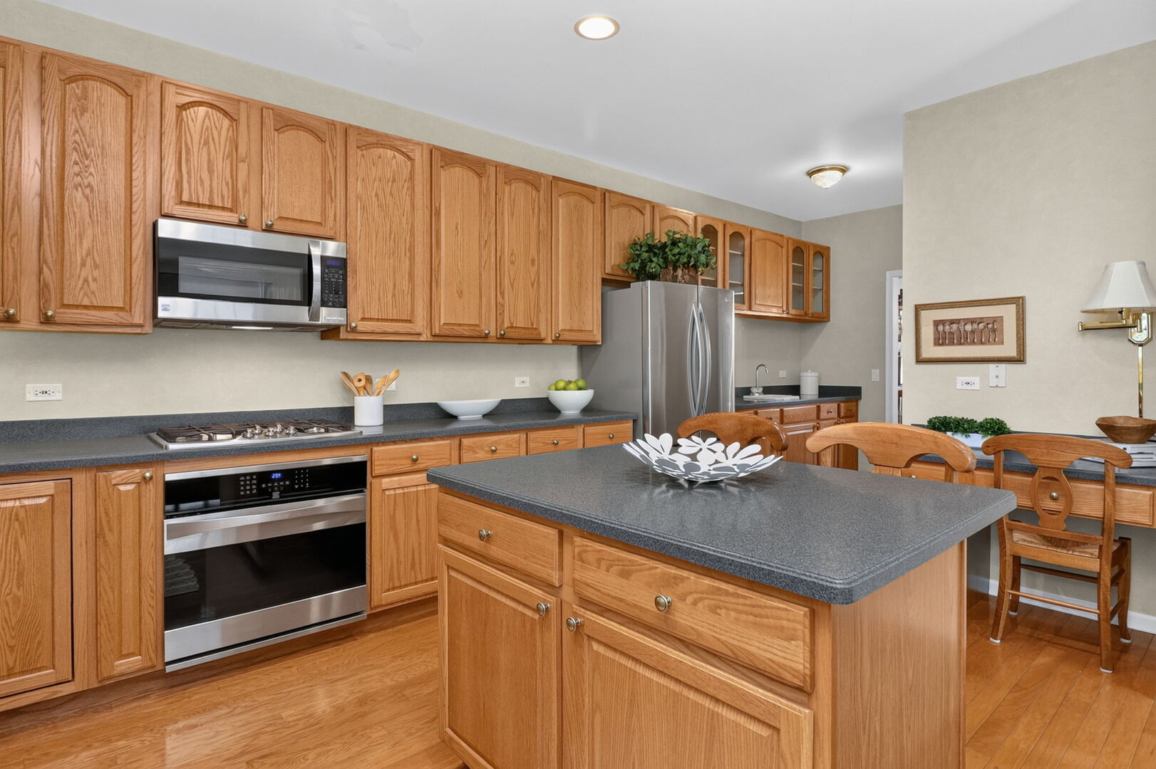 611 Dunhill Lane Property Photo 8