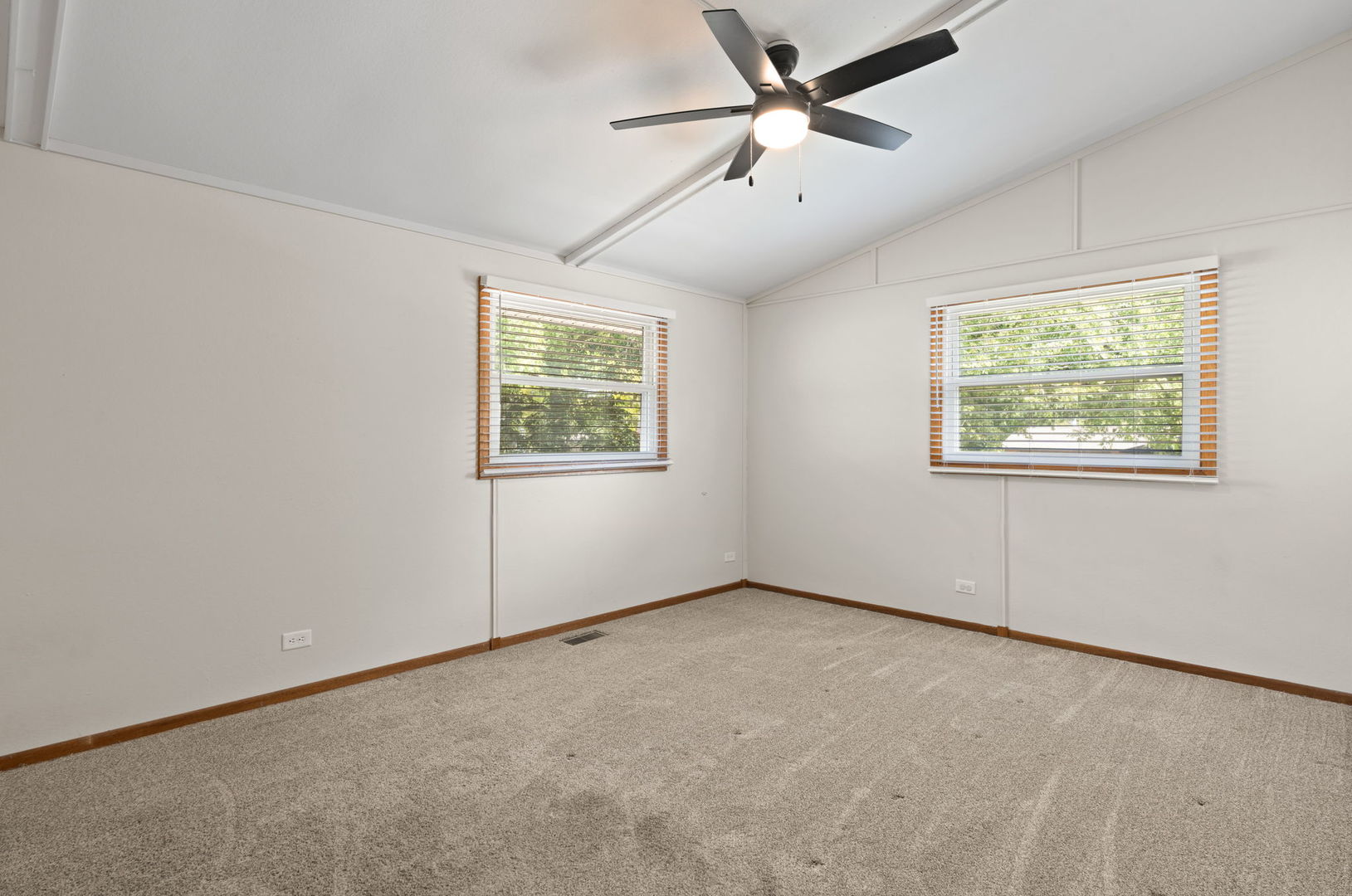 514 Walnut Court Property Photo 12