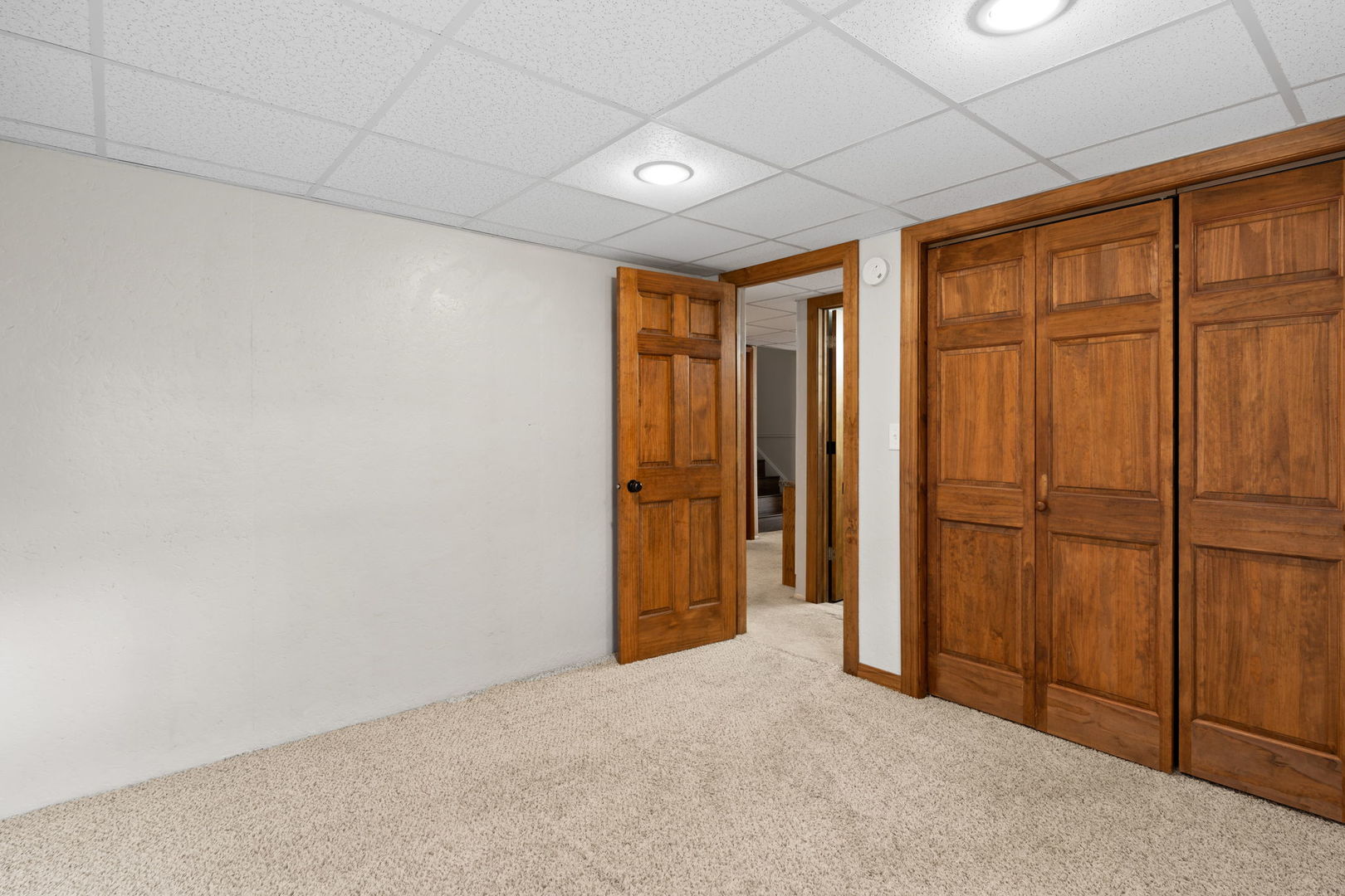 514 Walnut Court Property Photo 24