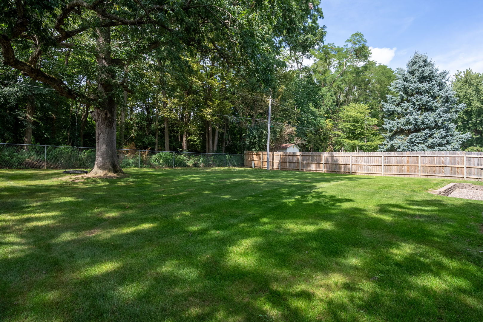 514 Walnut Court Property Photo 32