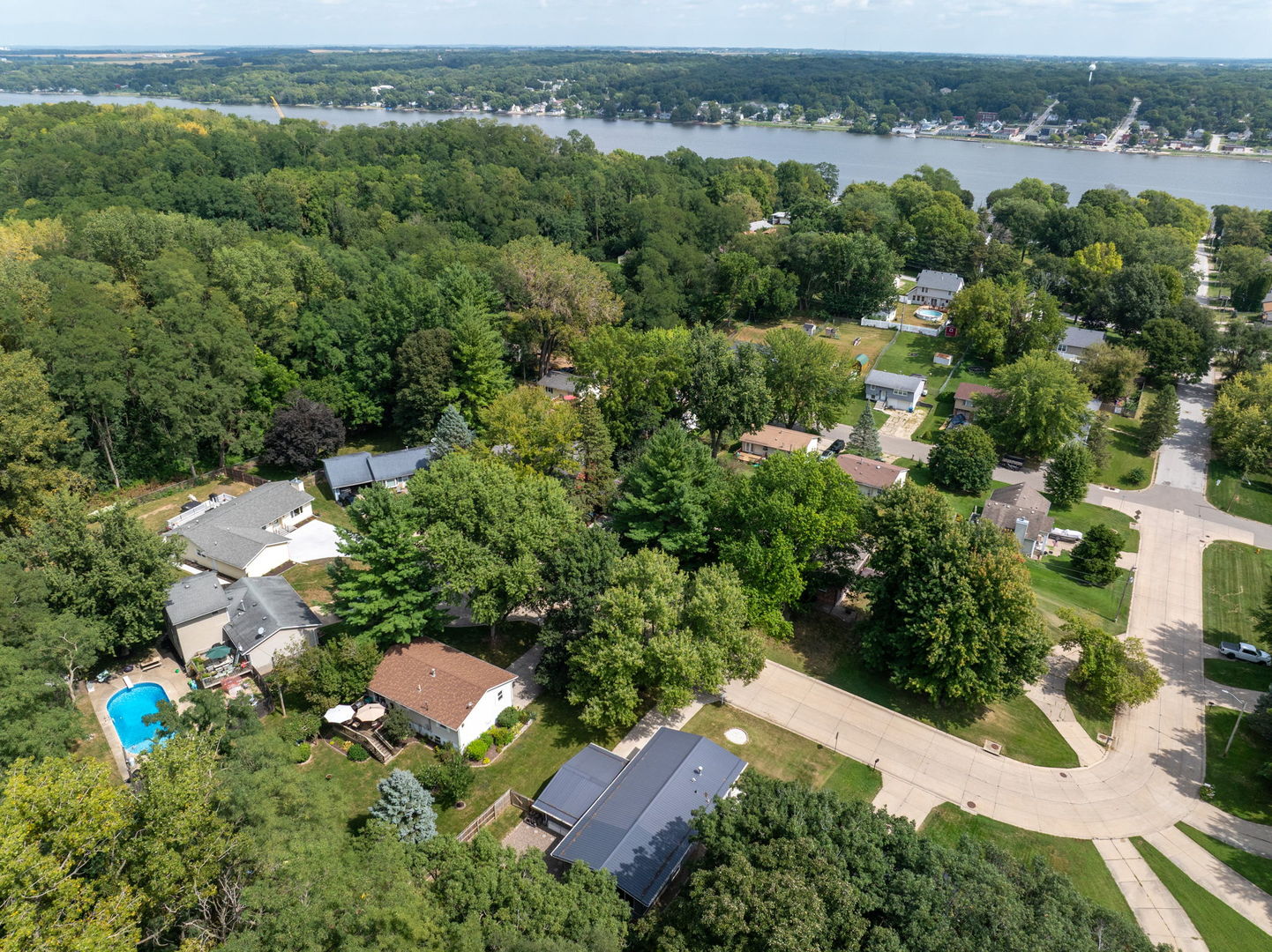 514 Walnut Court Property Photo 41