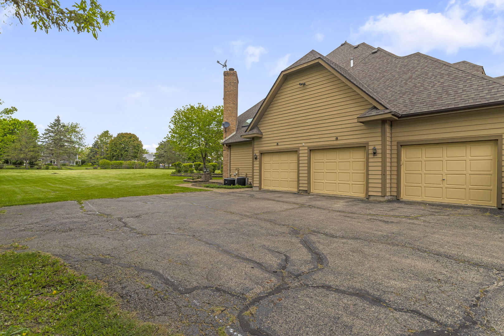 40322 N Golden Eagle Court Property Photo 32