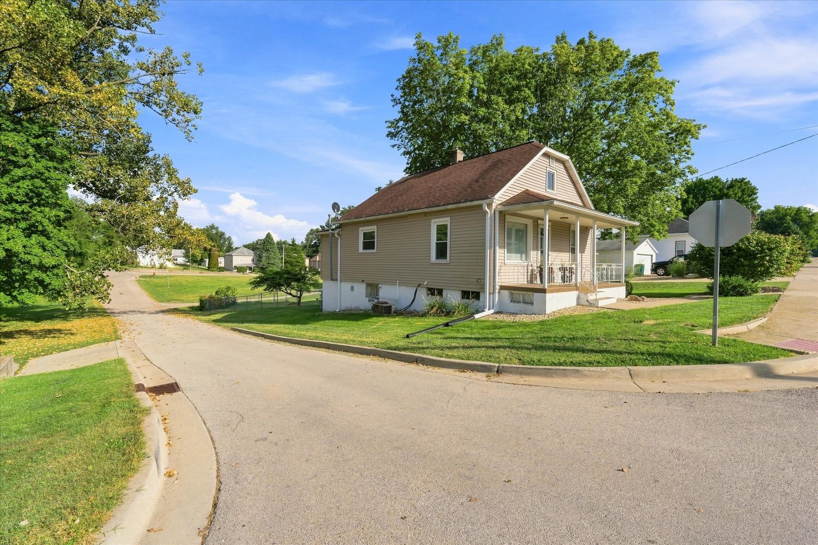123 N Milwaukee Street Property Photo 4