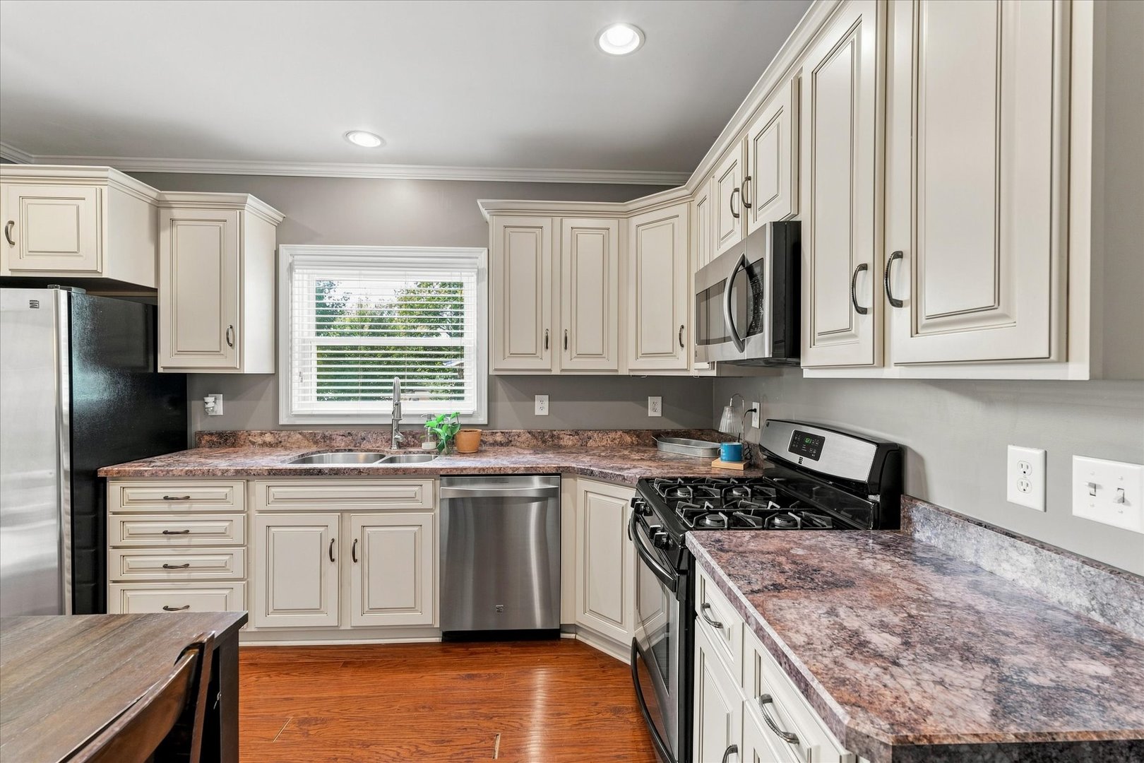 123 N Milwaukee Street Property Photo 16