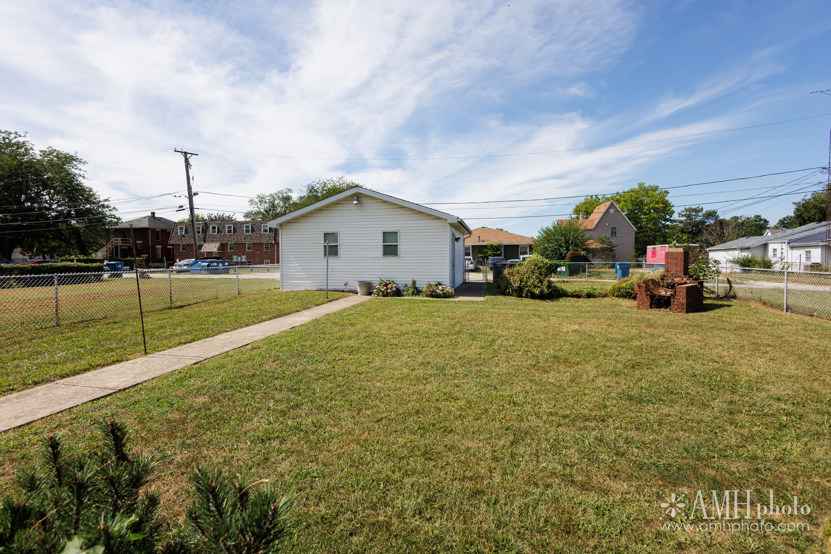 765 N Rosewood Avenue Property Photo 11