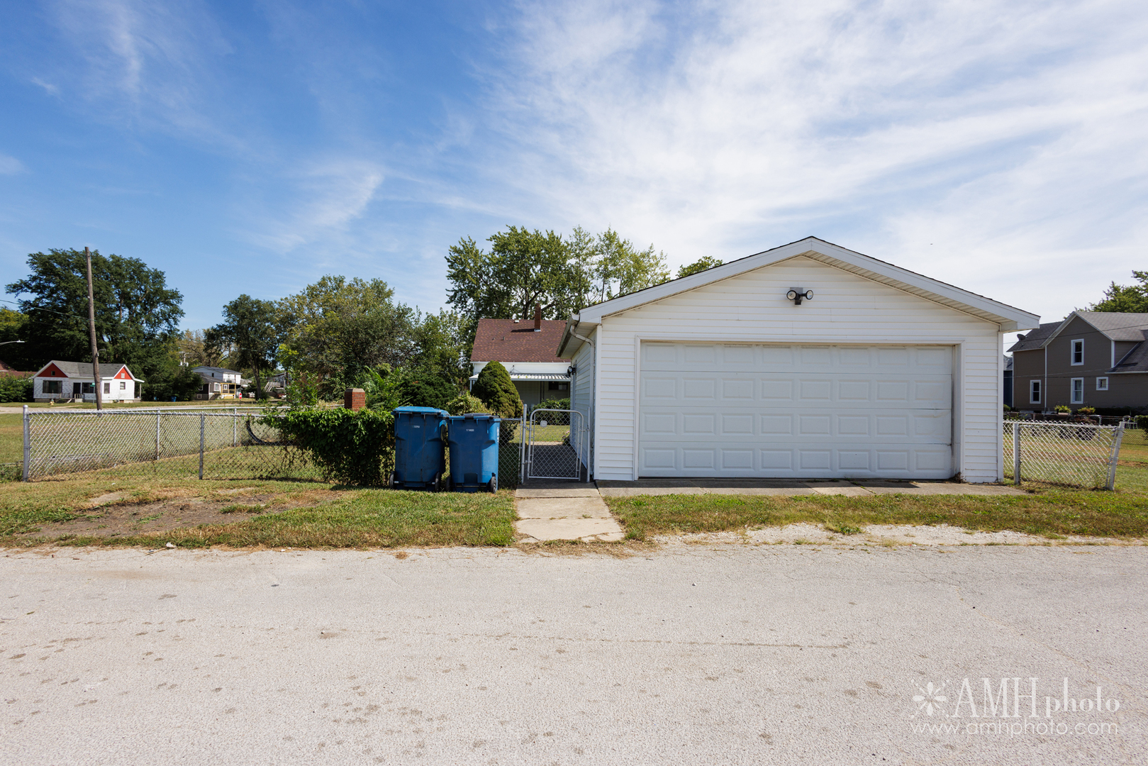 765 N Rosewood Avenue Property Photo 16