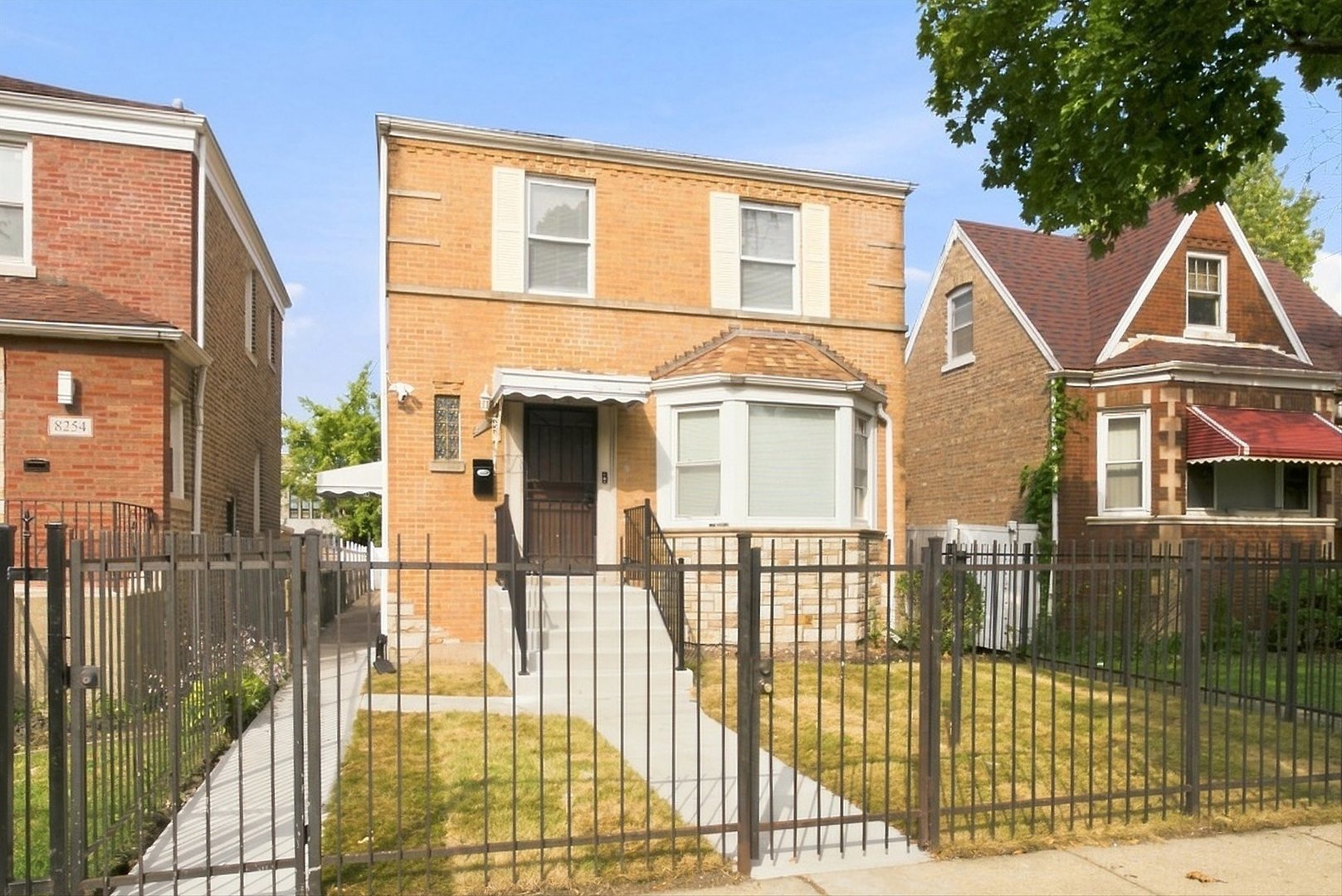 8252 S Marshfield Avenue Property Photo 1