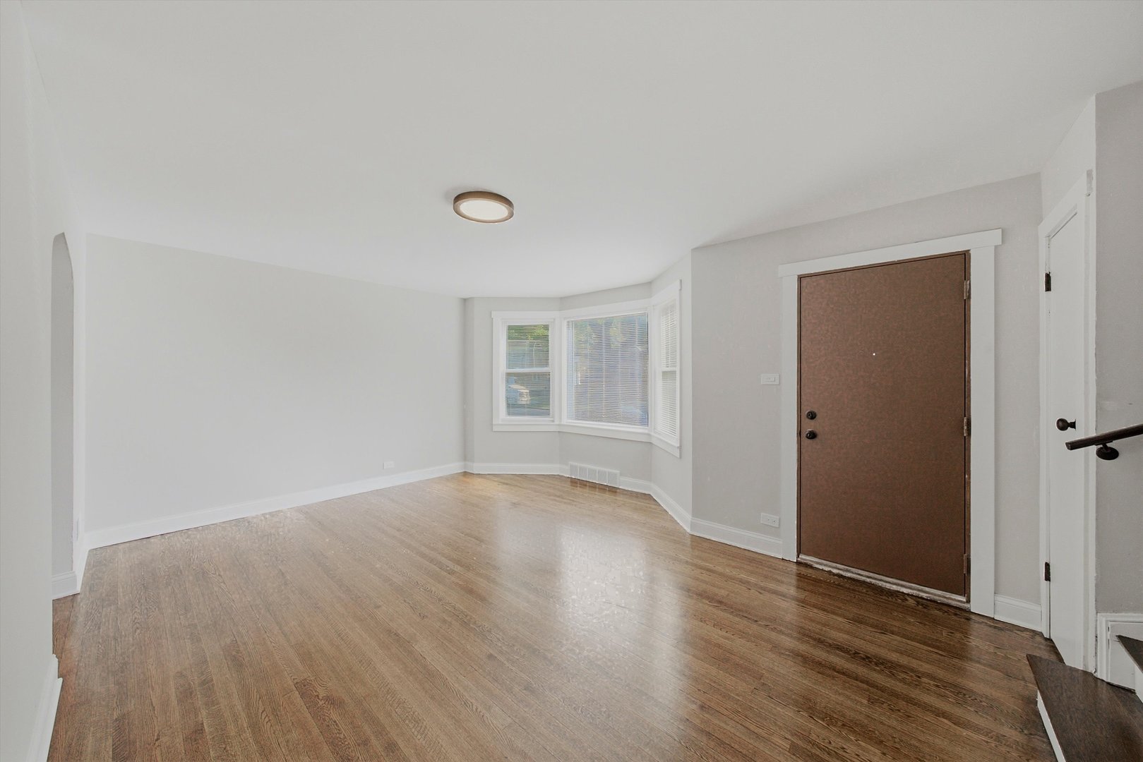 8252 S Marshfield Avenue Property Photo 3