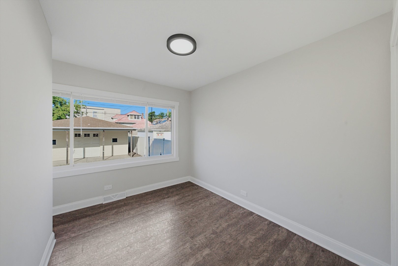 8252 S Marshfield Avenue Property Photo 10