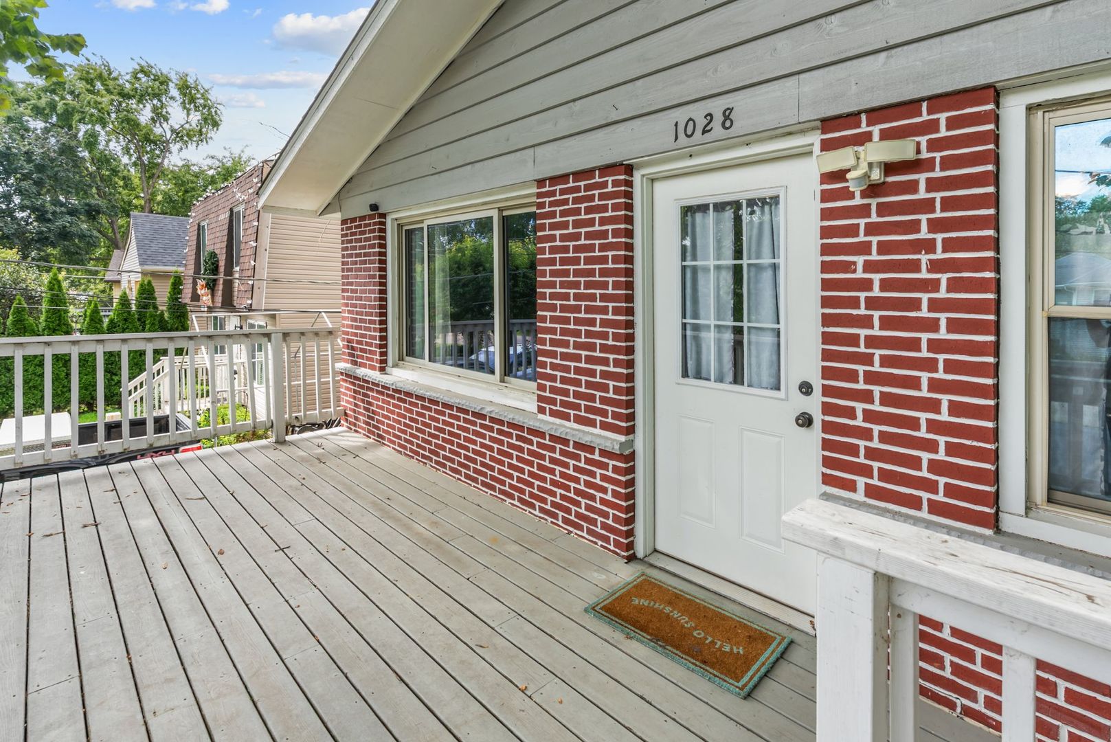 1028 Idlewild Drive Property Photo 3
