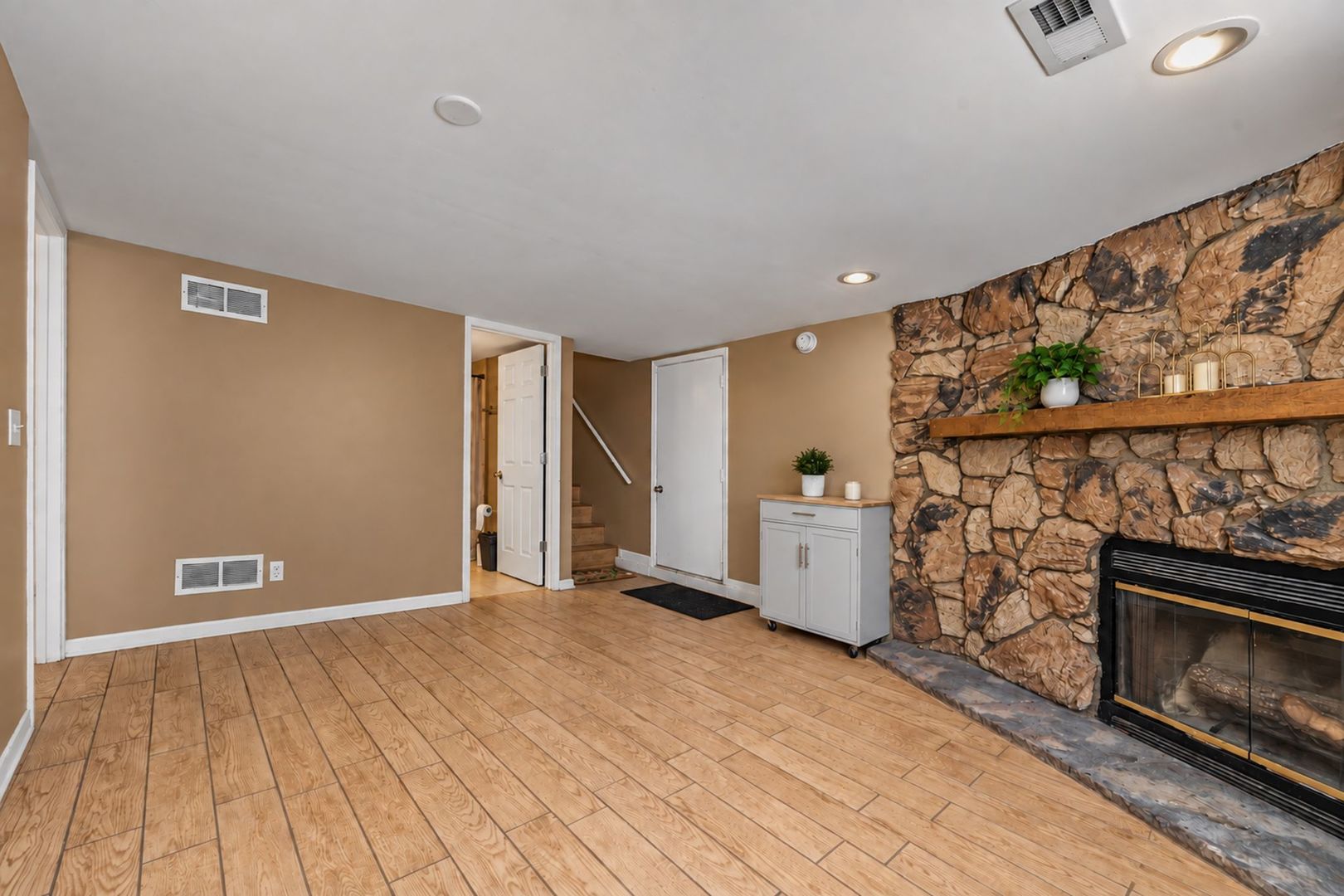 1028 Idlewild Drive Property Photo 18