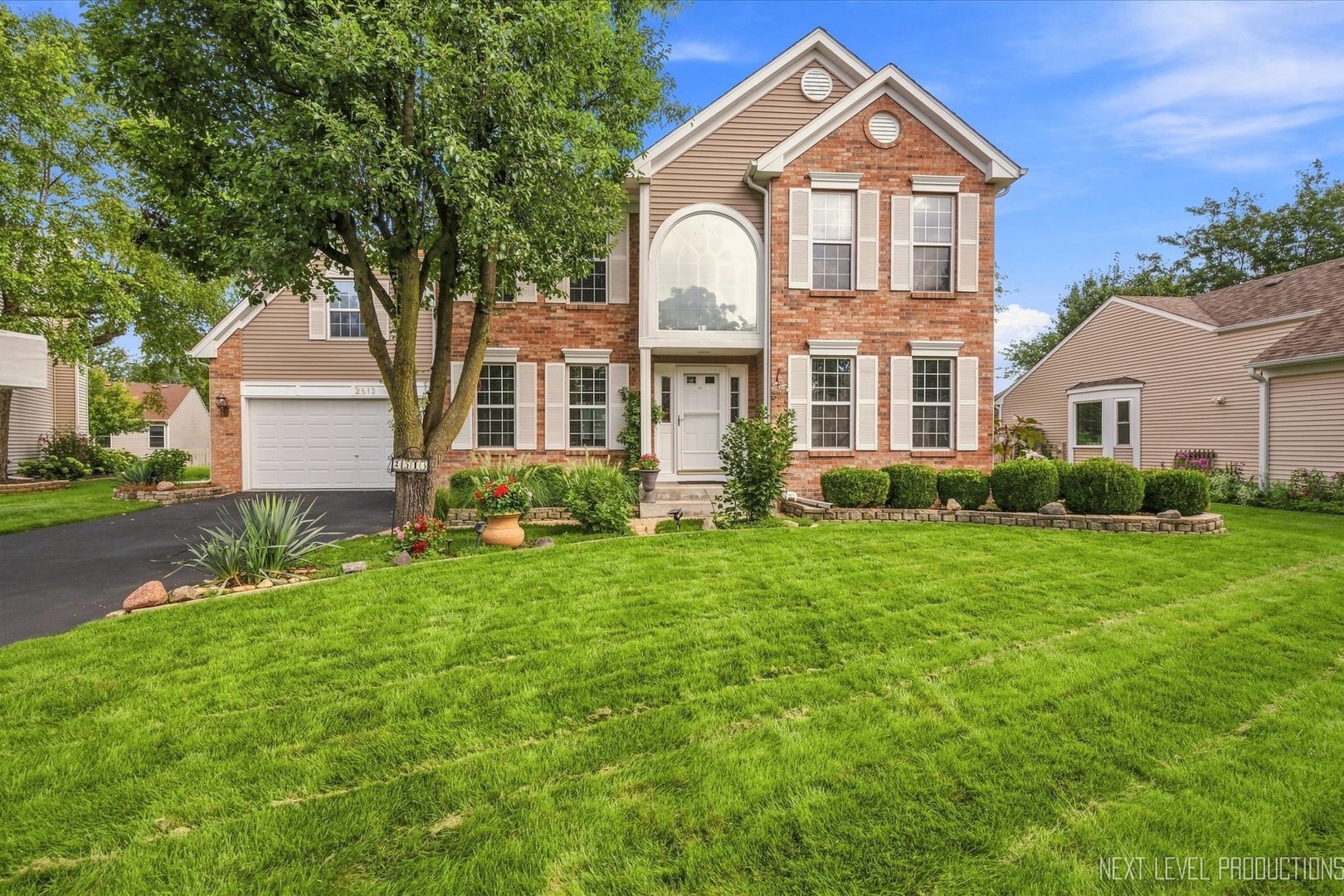 2513 Briarwood Court Property Photo 1