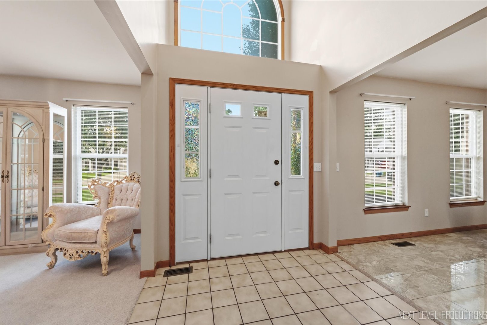 2513 Briarwood Court Property Photo 2