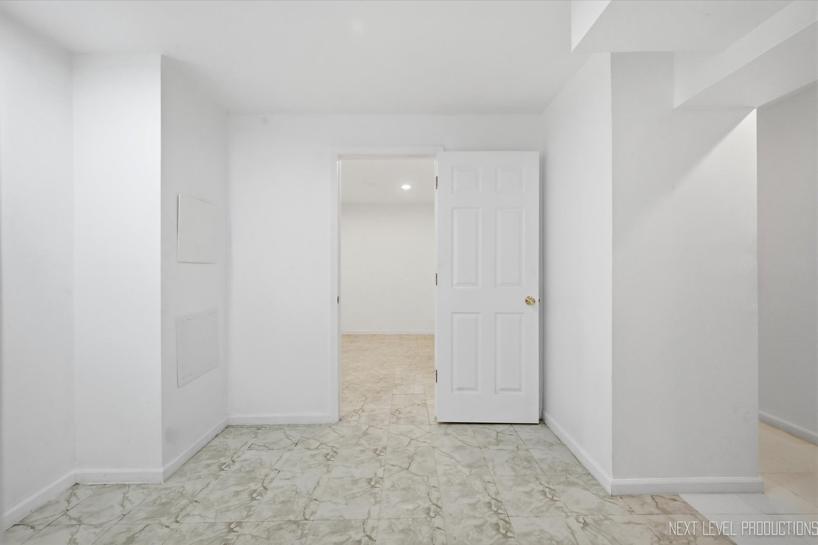 2513 Briarwood Court Property Photo 27