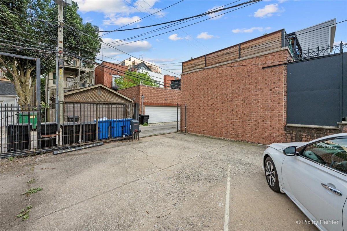 1407 N Mohawk Street 1 Property Photo 27